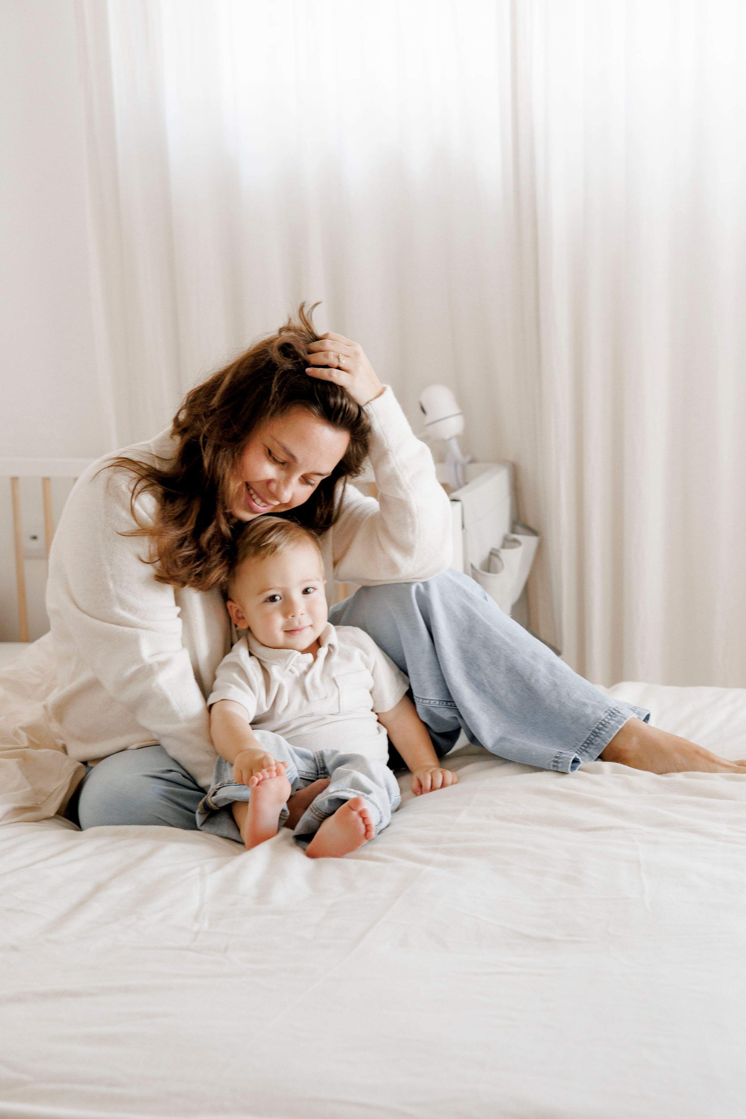 Pregnancy & Family photoshoot at home. Wedding and family photographer