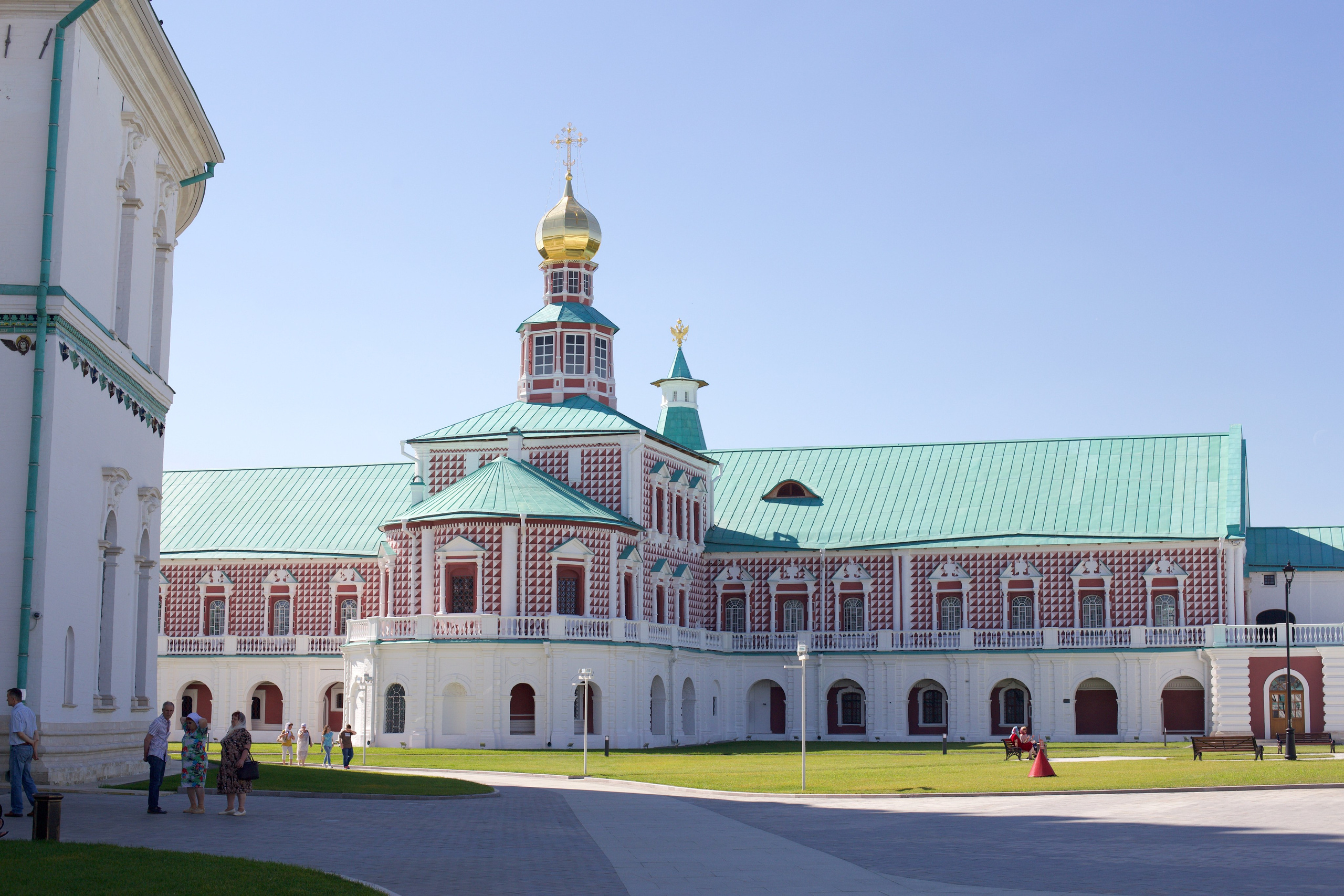 Ново-Иерусалимкий монастырь. Школьные выпускные альбомы в Москве Марина Николаева