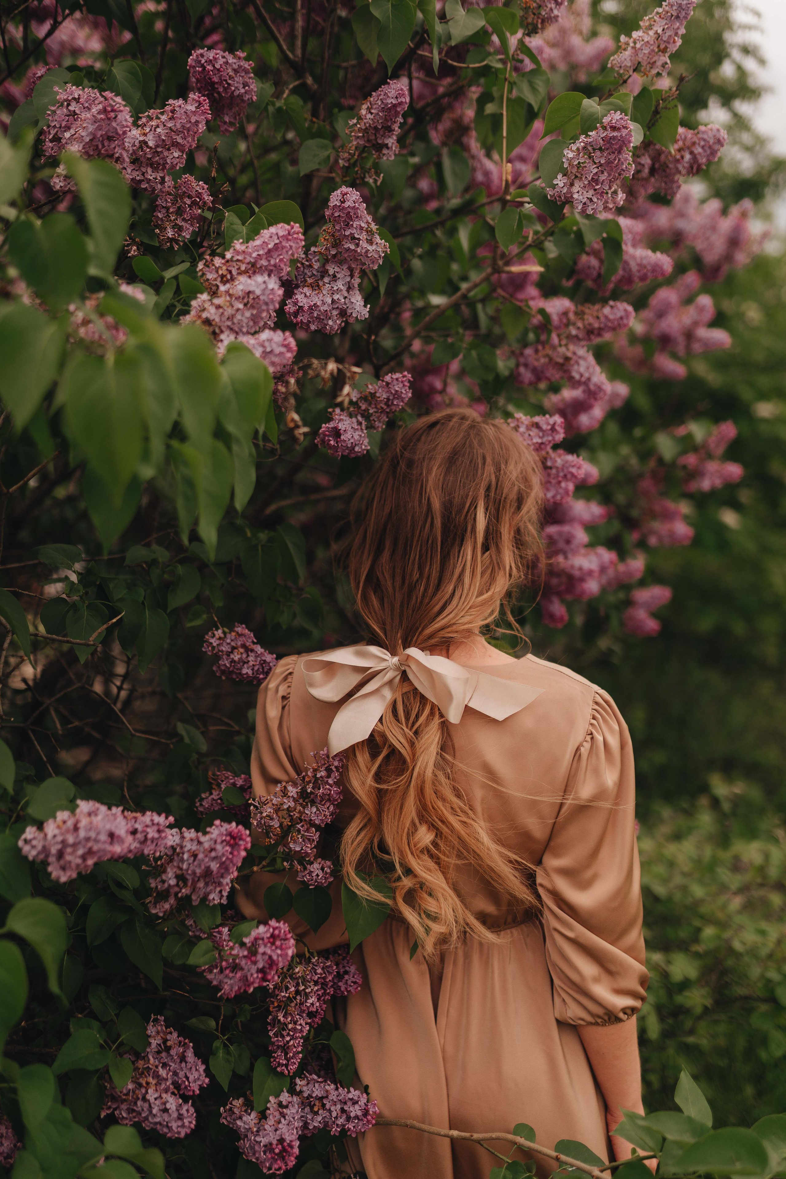 Елена | Съёмка в сирени. Фотограф Карина Шмулёва. Воронеж и область