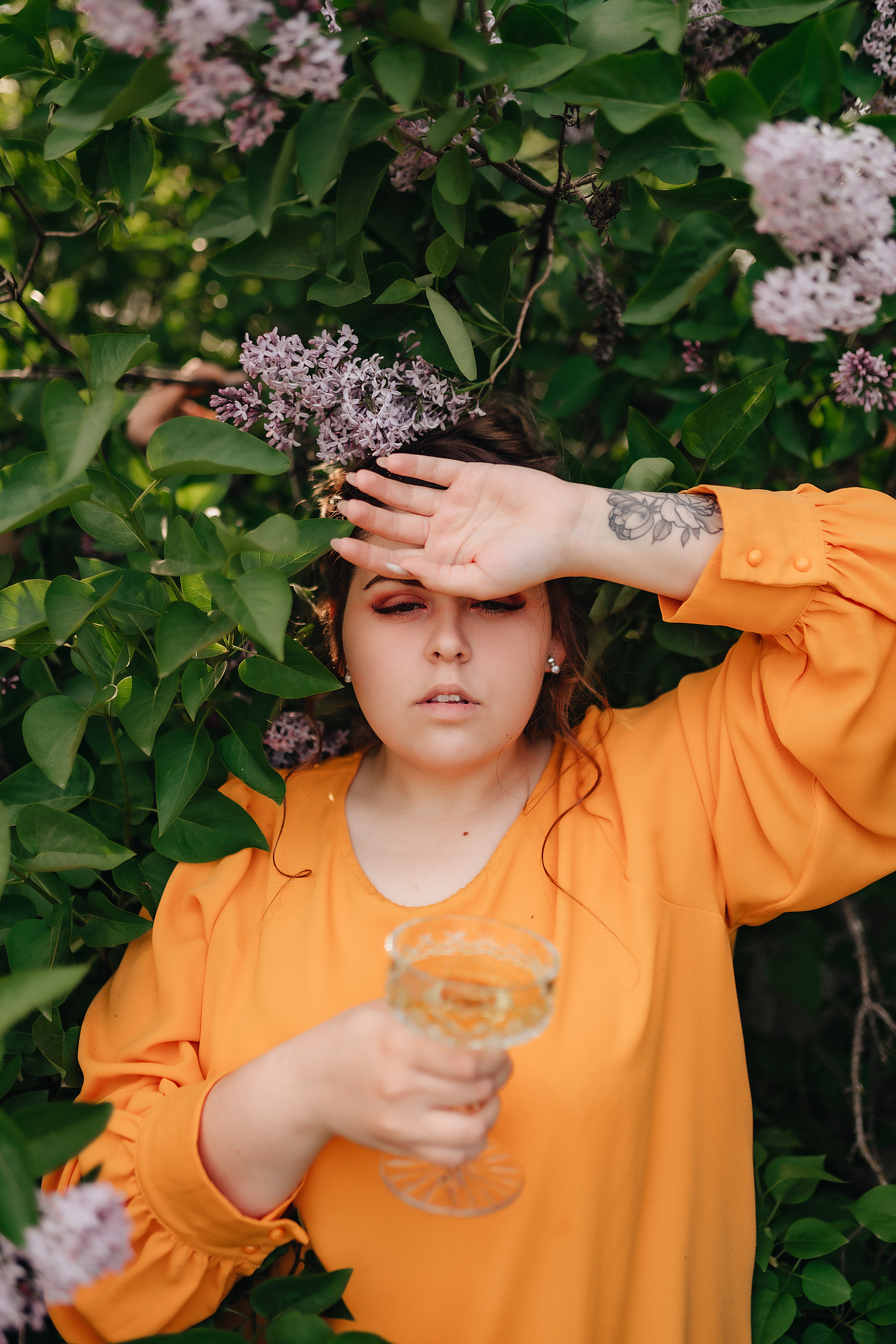 Надежда | Съёмка в сирени. Фотограф Карина Шмулёва. Воронеж и область