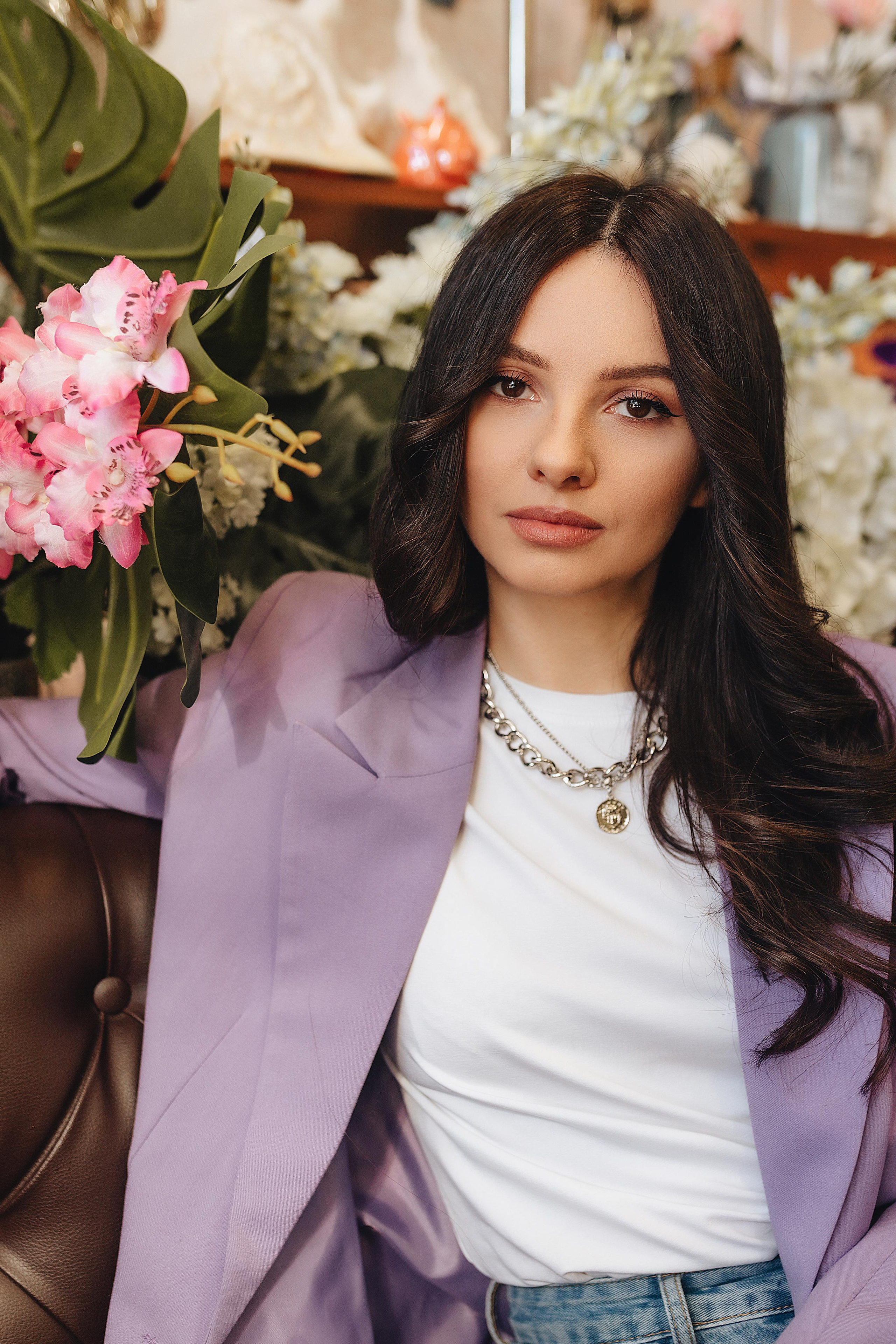 Татьяна | Съемка в цветочном магазине + прогулка. Фотограф Карина Шмулёва. Воронеж и область