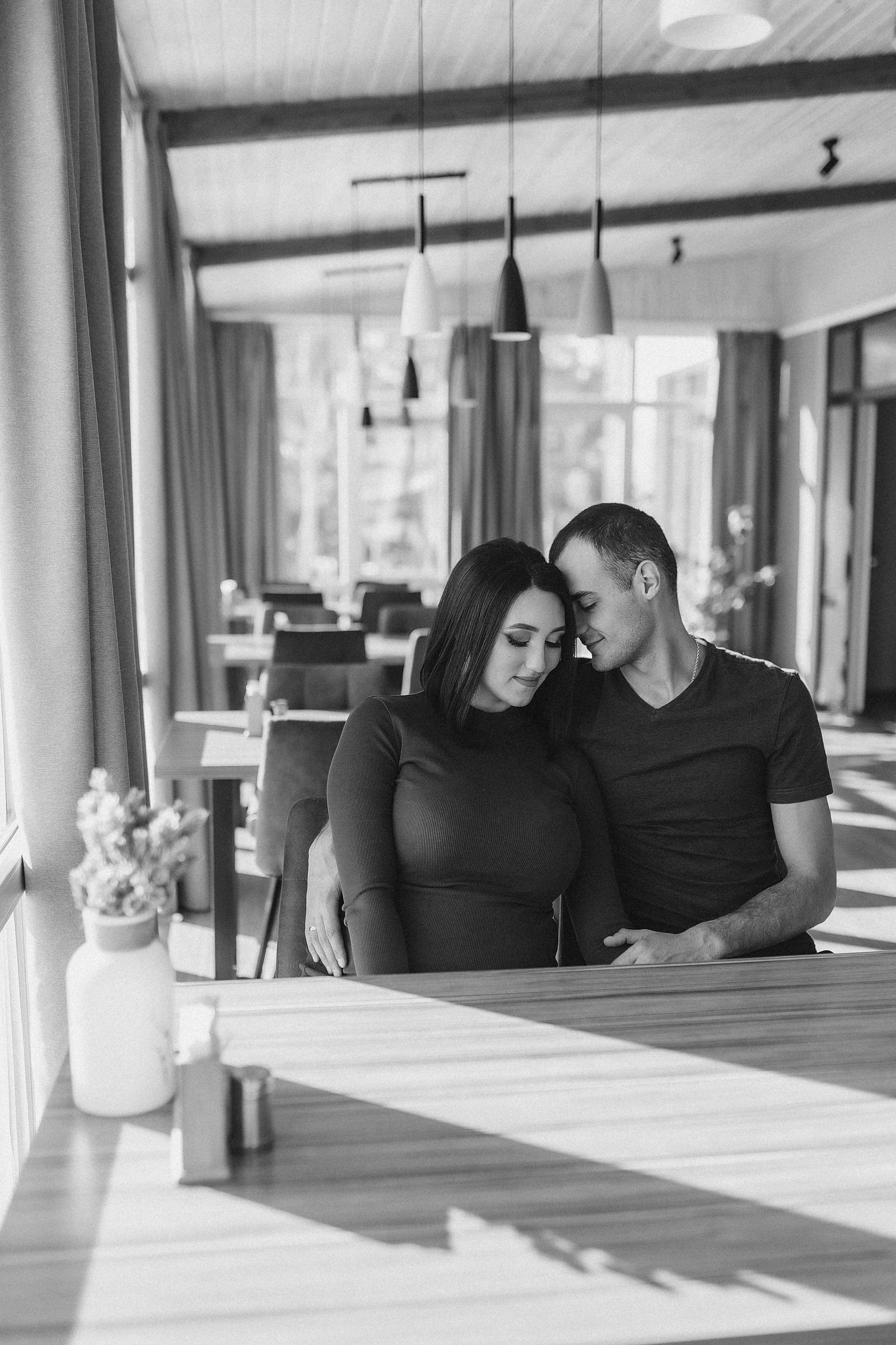 Анна и Павел | Съёмка беременности в отеле Панорама. Фотограф Карина Шмулёва. Воронеж и область