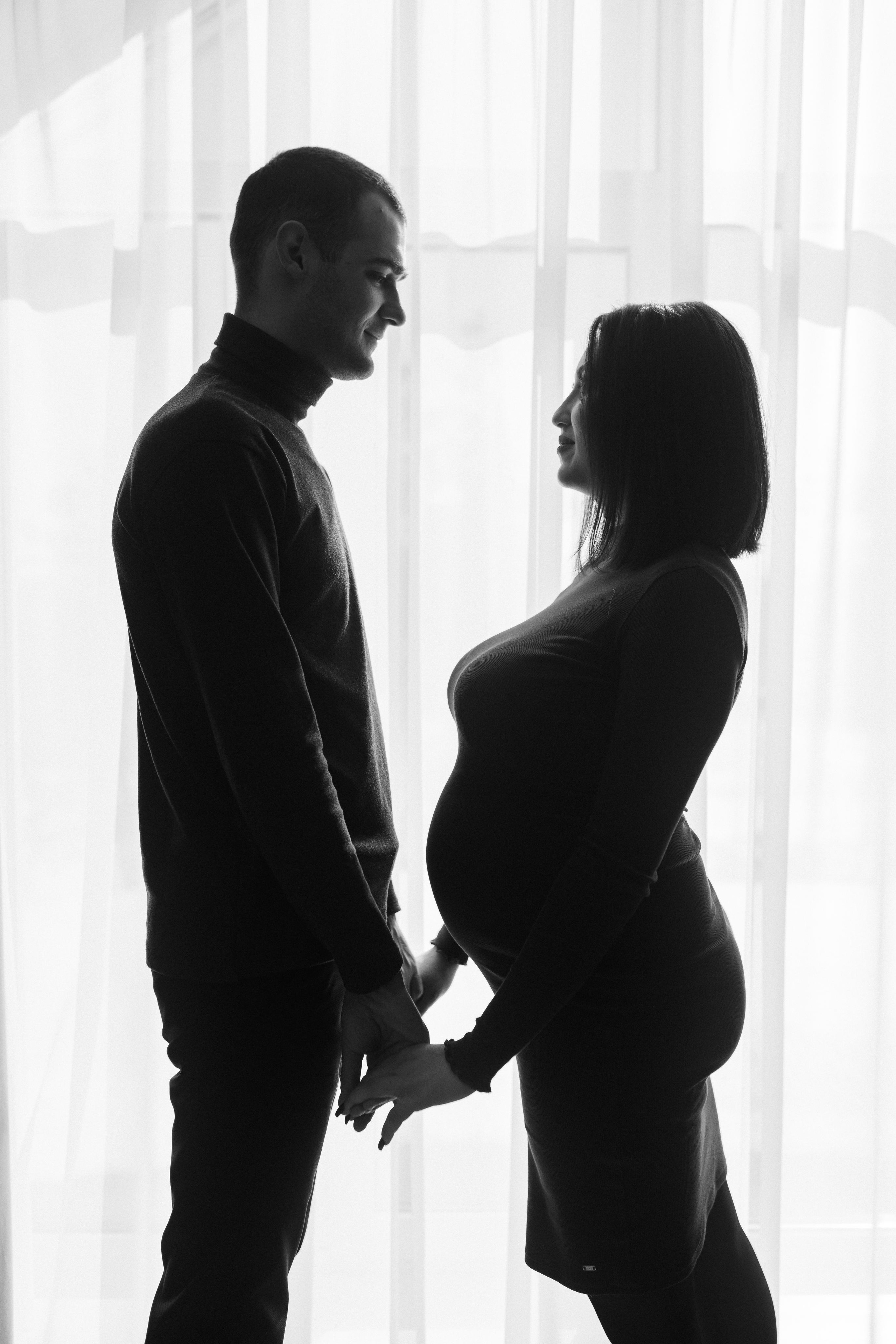 Анна и Павел | Съёмка беременности в отеле Панорама. Фотограф Карина Шмулёва. Воронеж и область