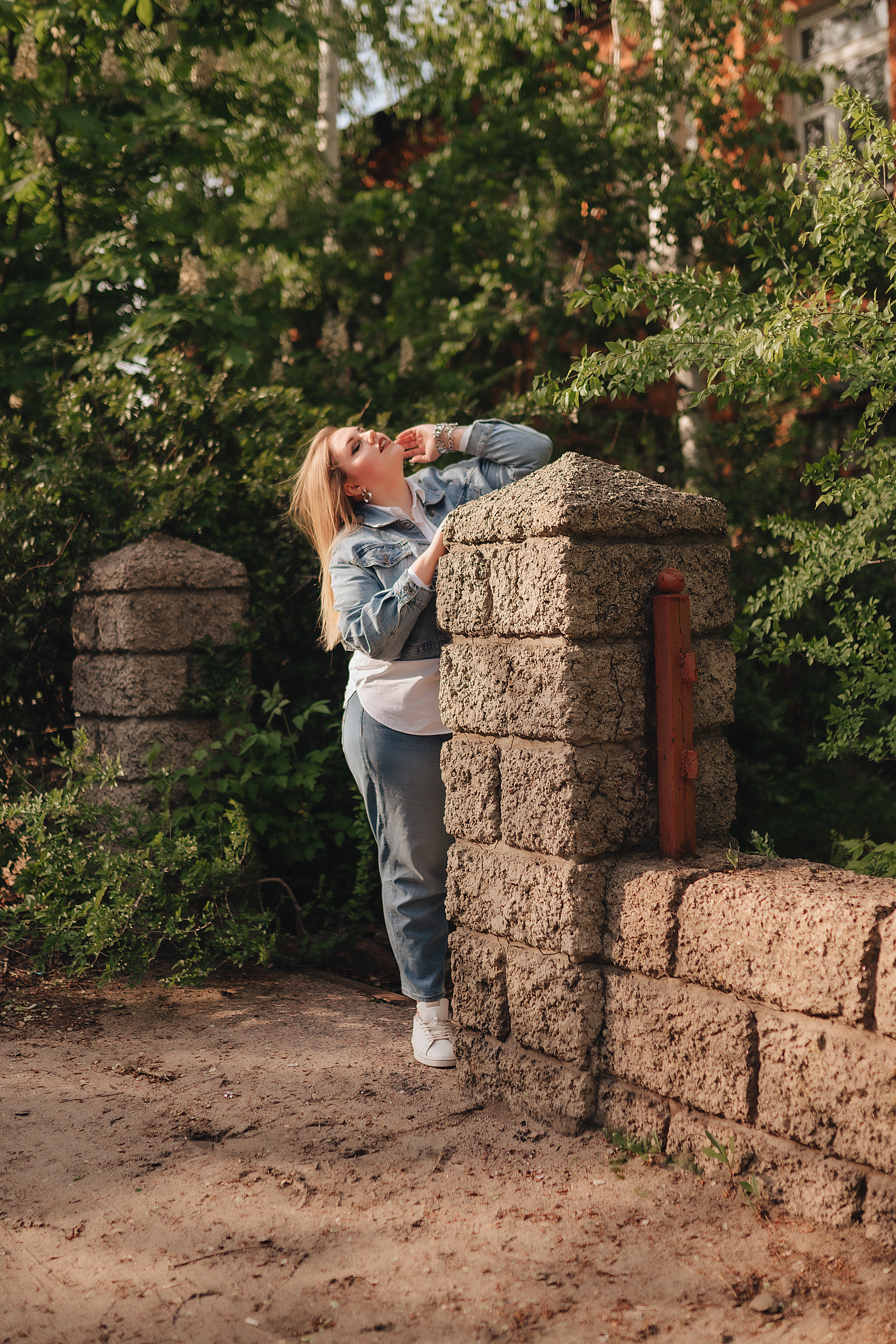 Александра | Съёмка в сирени. Фотограф Карина Шмулёва. Воронеж и область