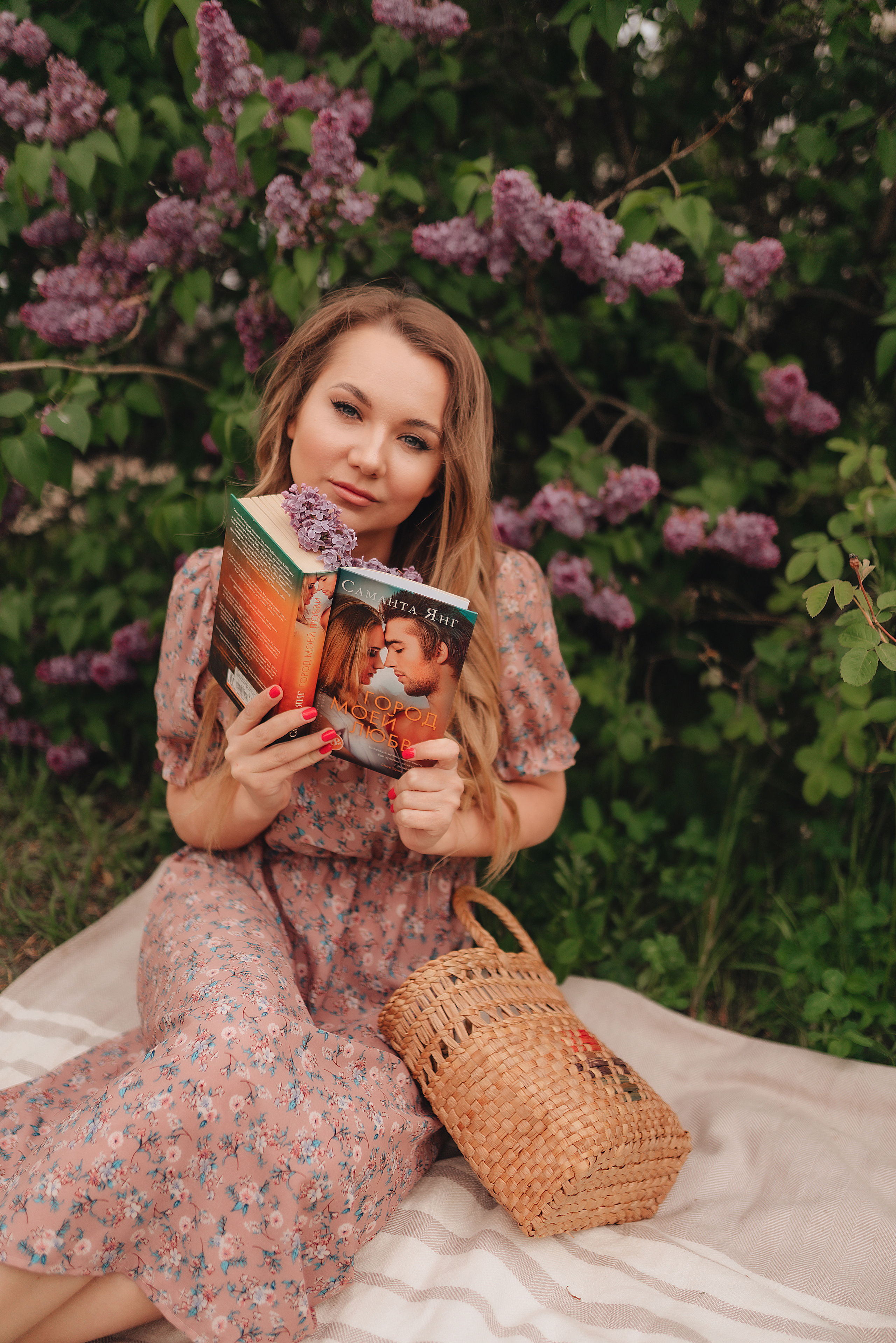 Елена | Съёмка в сирени. Фотограф Карина Шмулёва. Воронеж и область