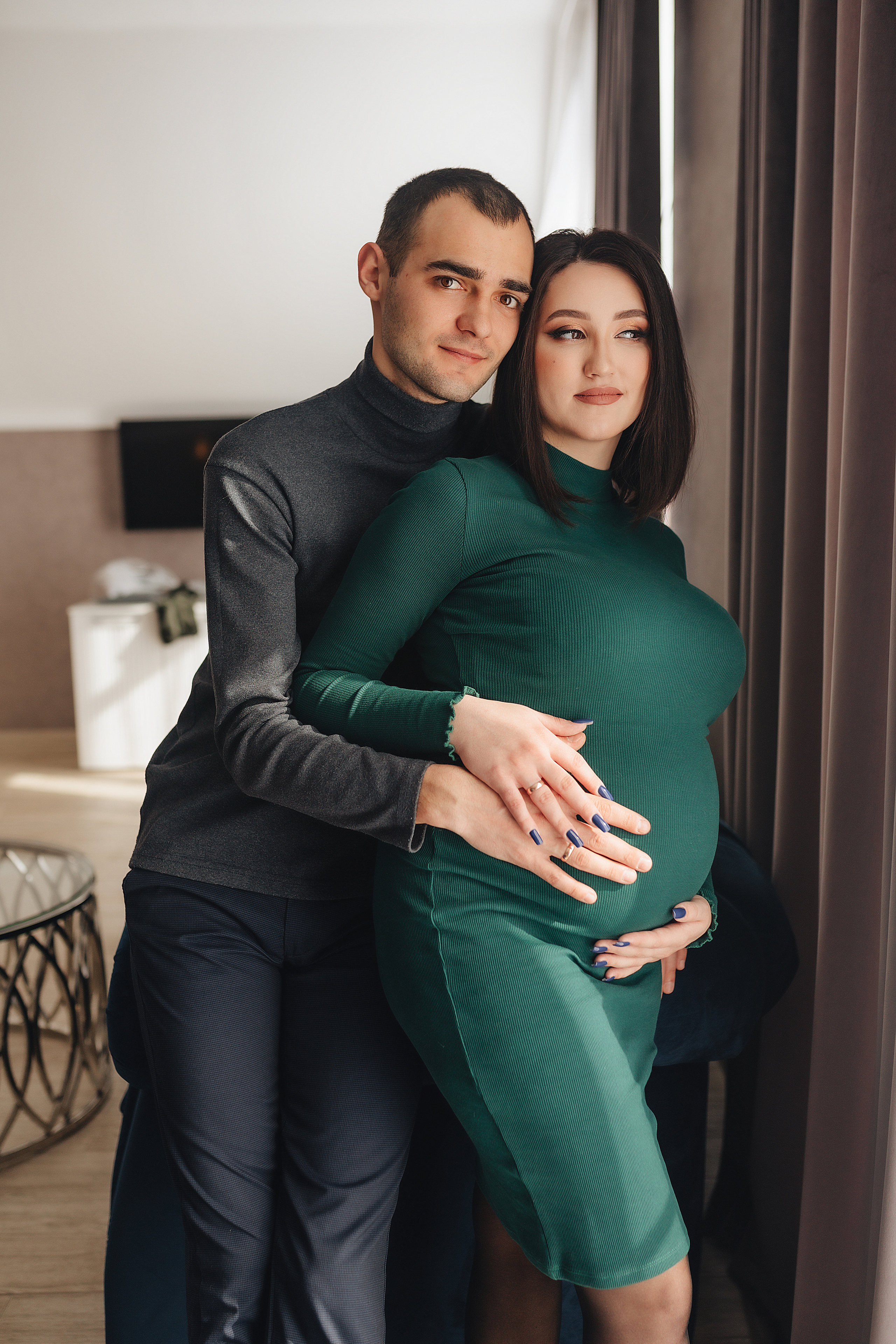 Анна и Павел | Съёмка беременности в отеле Панорама. Фотограф Карина Шмулёва. Воронеж и область