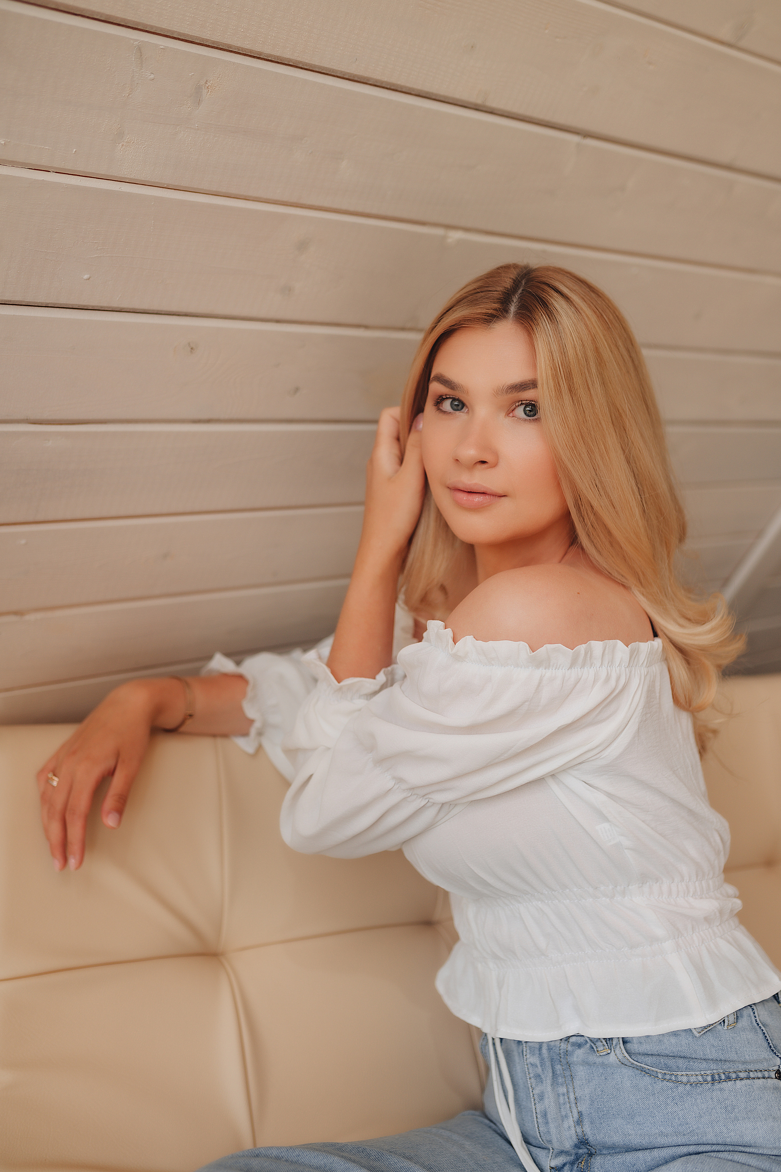 Алина | Фотодень с пионами. Фотограф Карина Шмулёва. Воронеж и область