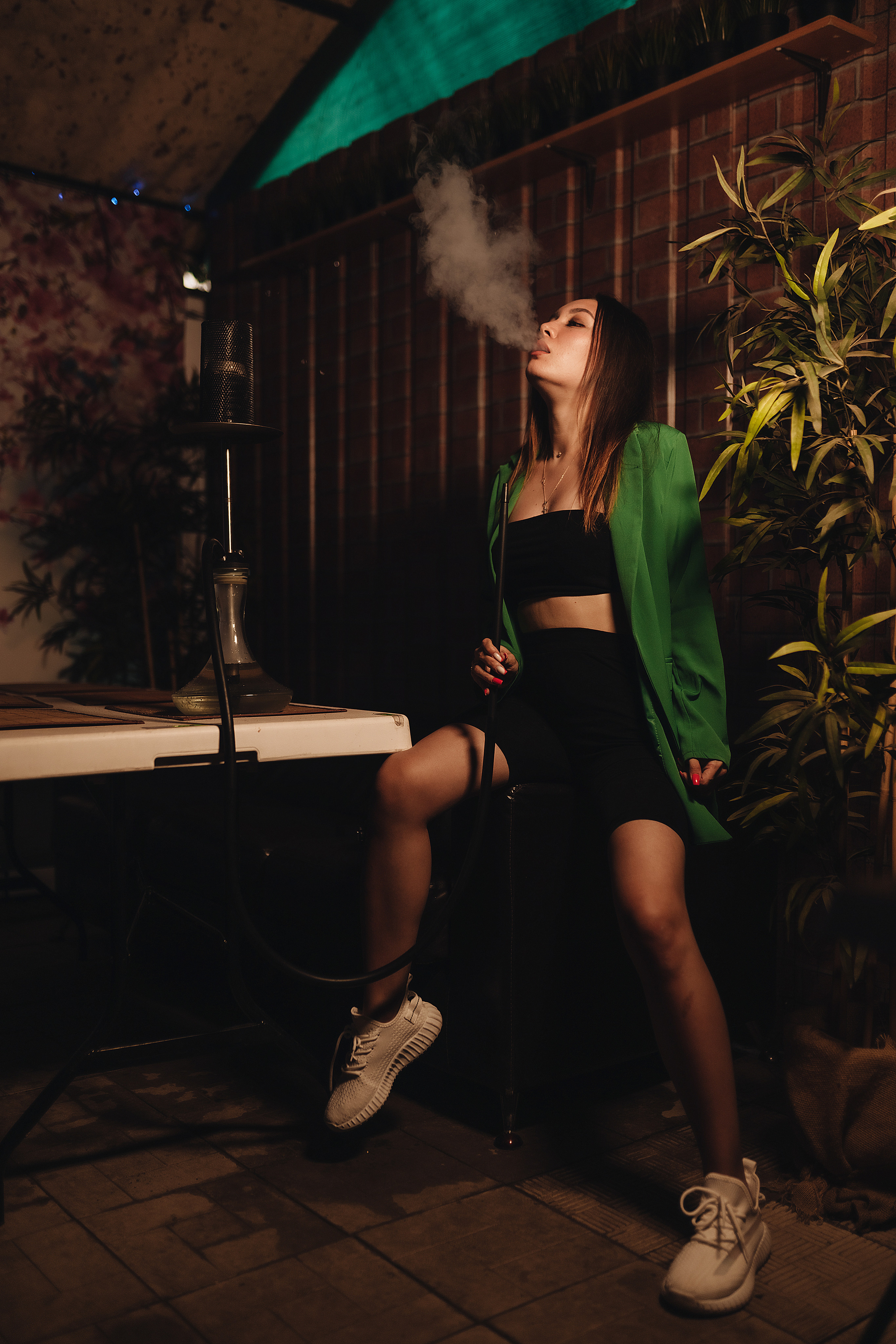 Ольга | Фотосессия с кальяном в летнем кафе. Фотограф Карина Шмулёва. Воронеж и область