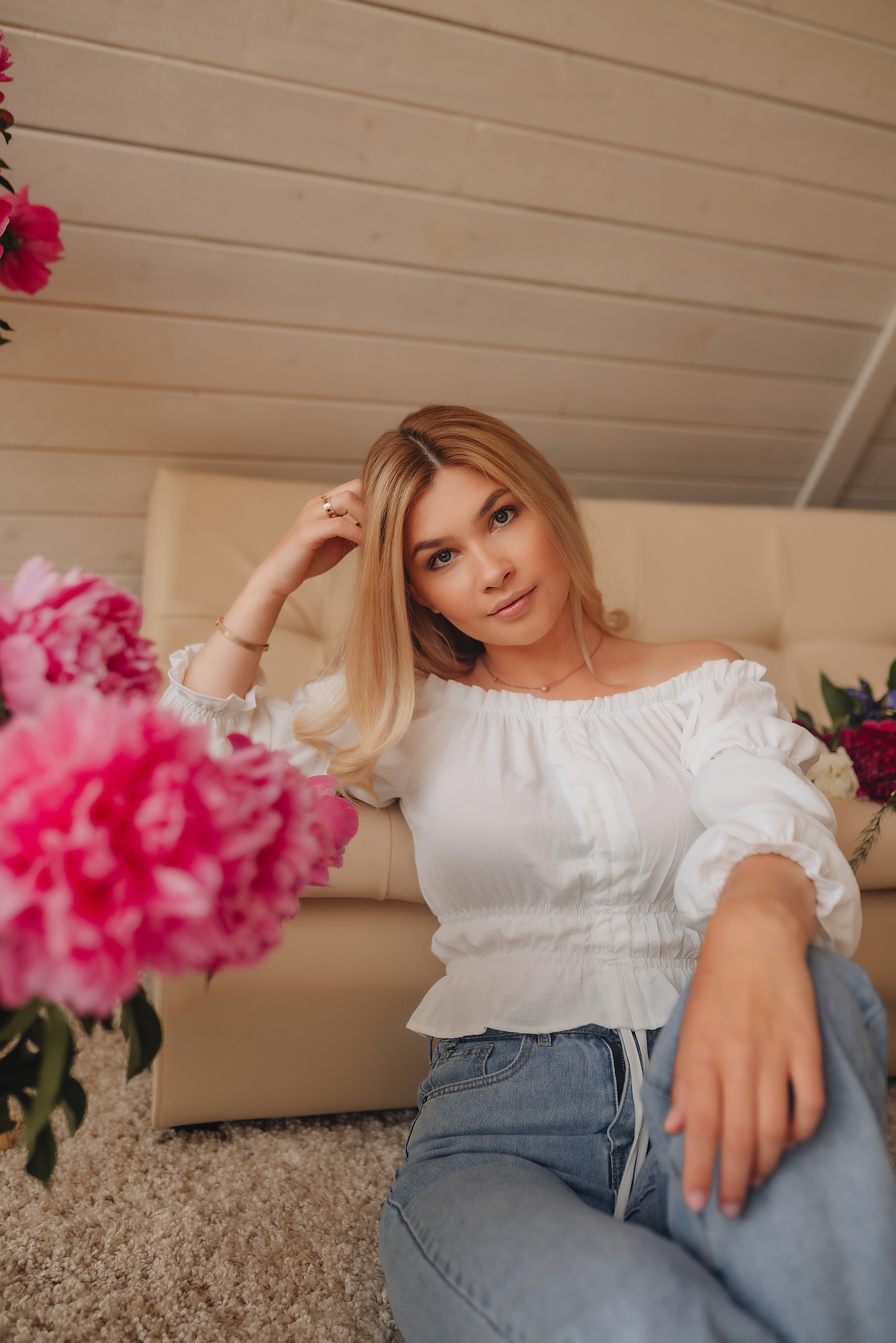 Алина | Фотодень с пионами. Фотограф Карина Шмулёва. Воронеж и область