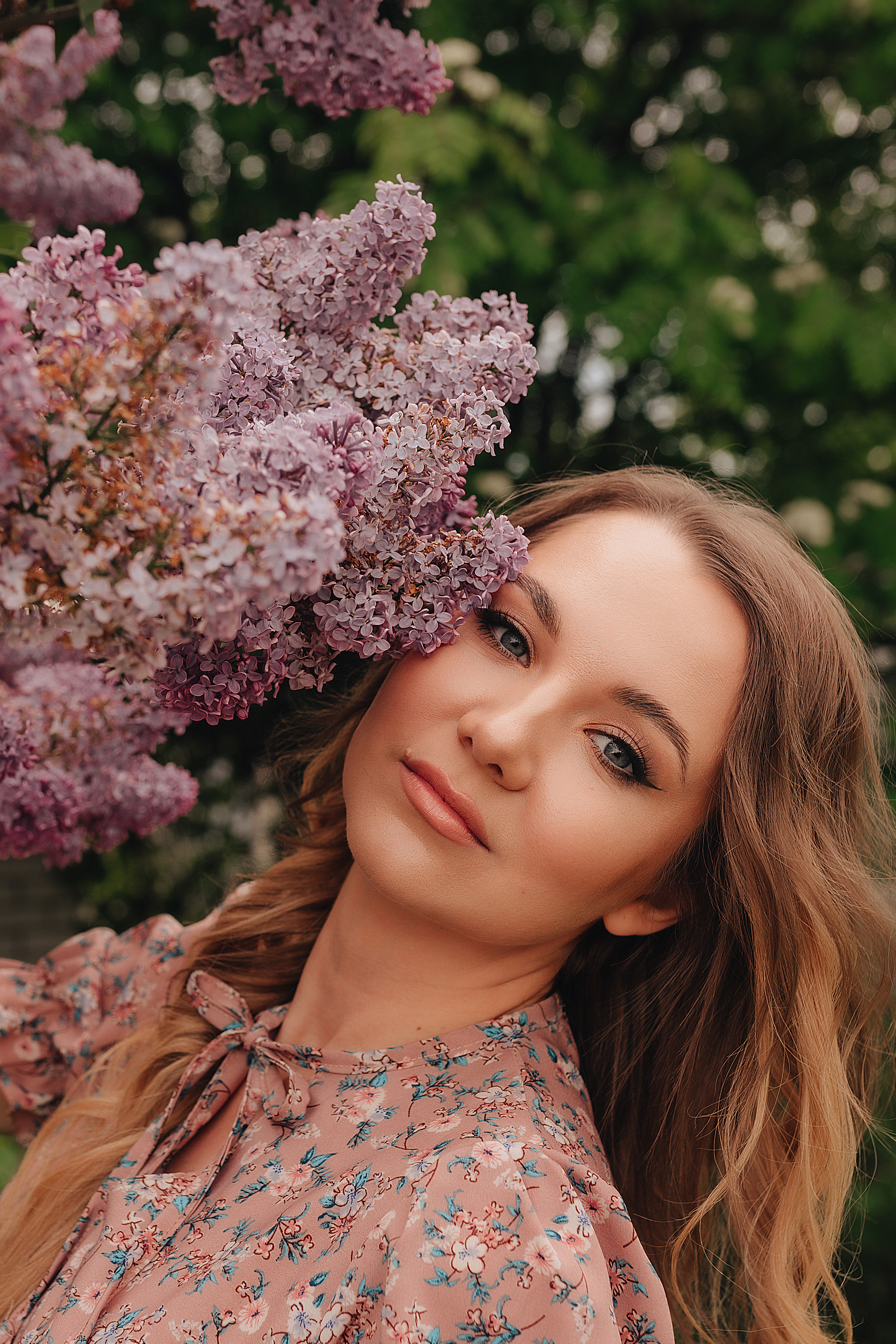 Елена | Съёмка в сирени. Фотограф Карина Шмулёва. Воронеж и область