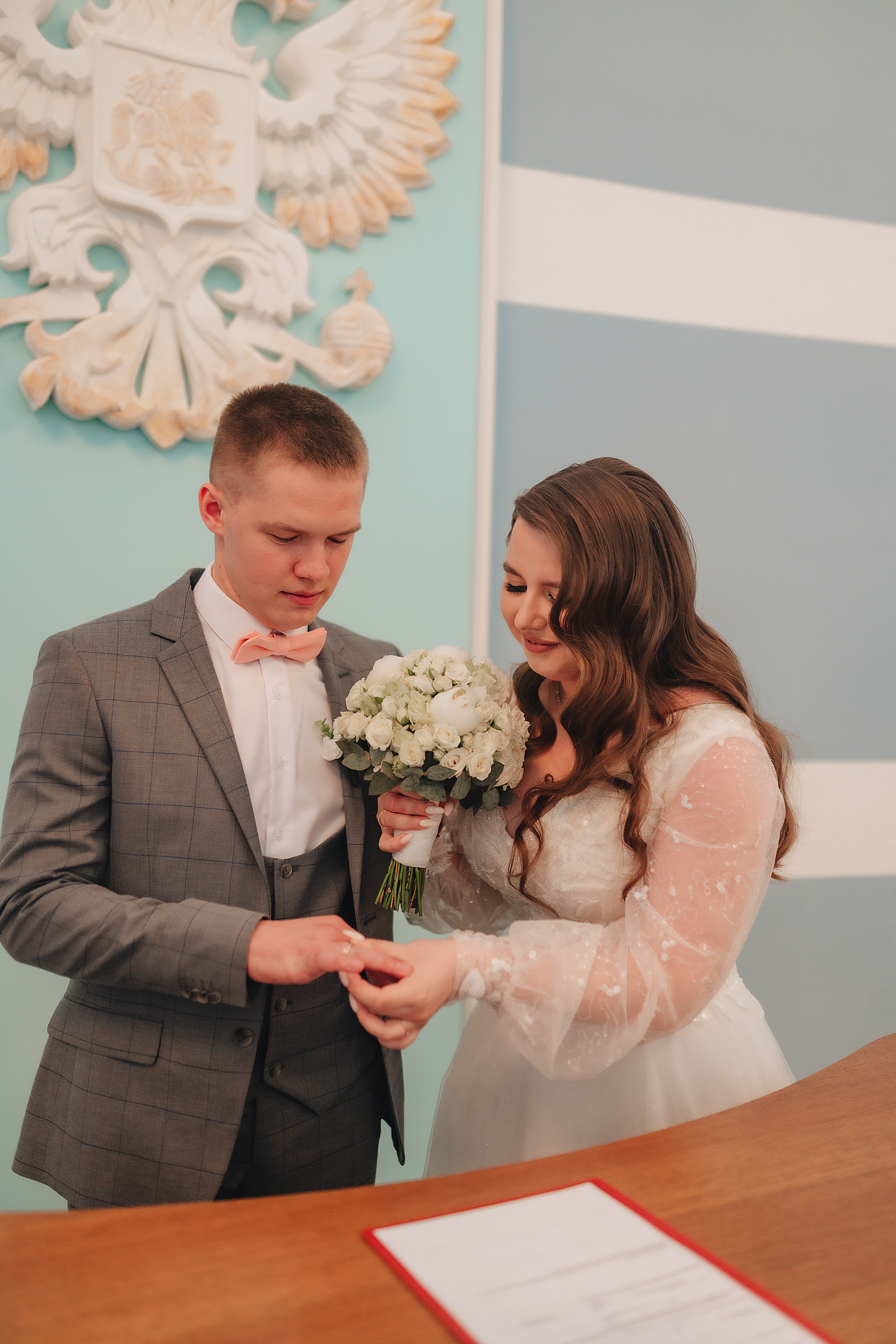 Часовая съёмка в ЗАГСе. Фотограф Карина Шмулёва. Воронеж и область