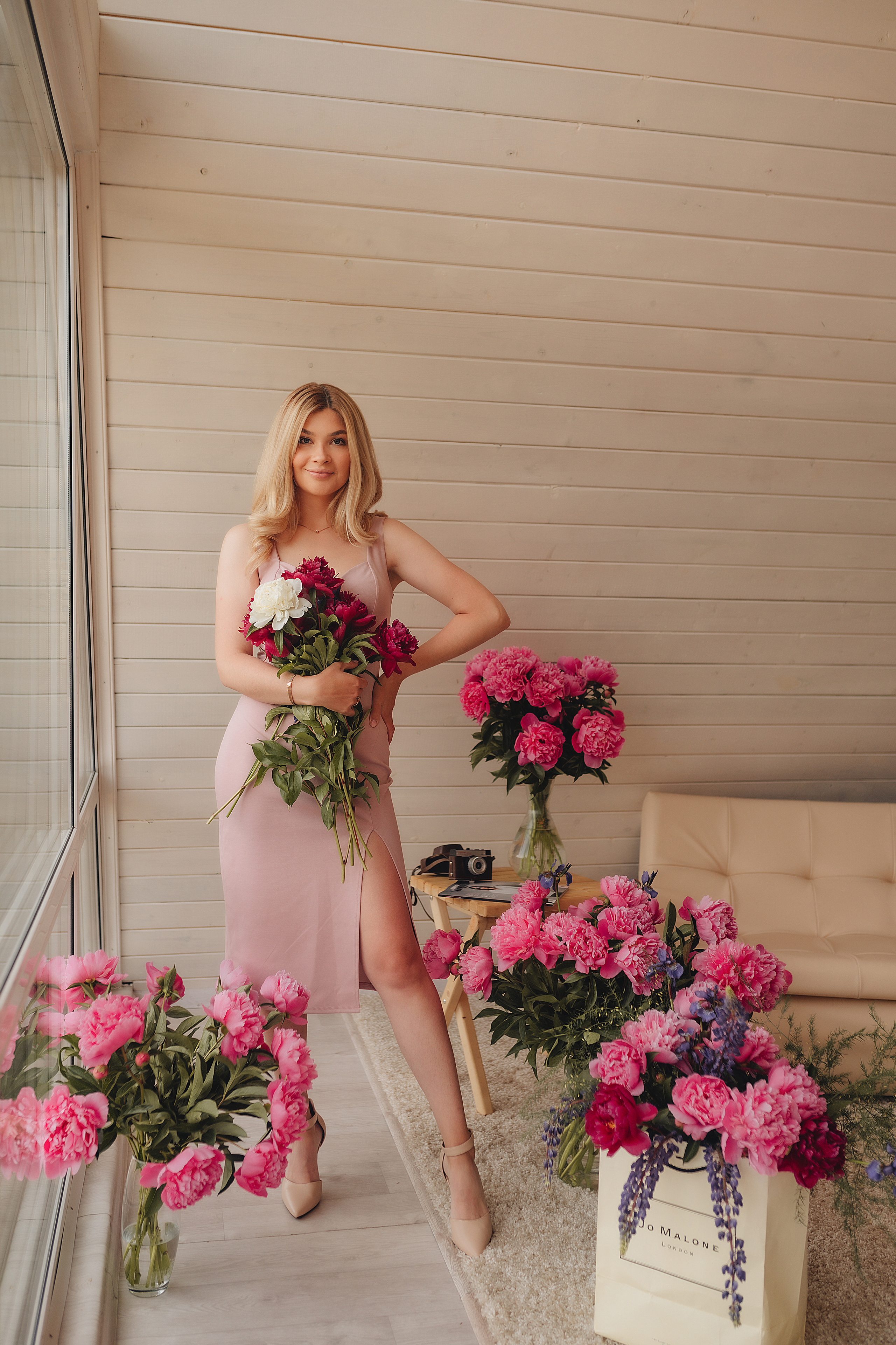 Алина | Фотодень с пионами. Фотограф Карина Шмулёва. Воронеж и область