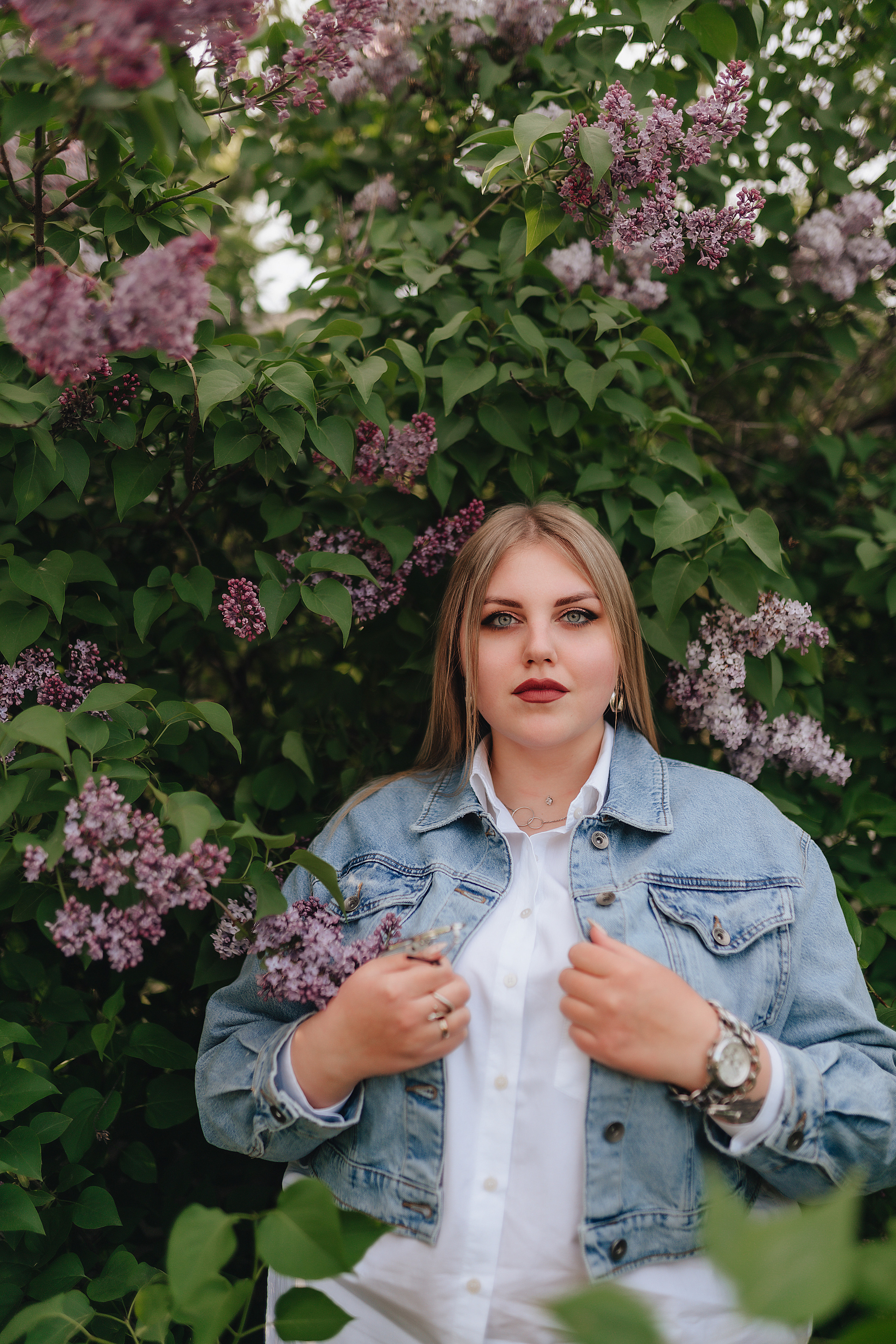 Александра | Съёмка в сирени. Фотограф Карина Шмулёва. Воронеж и область