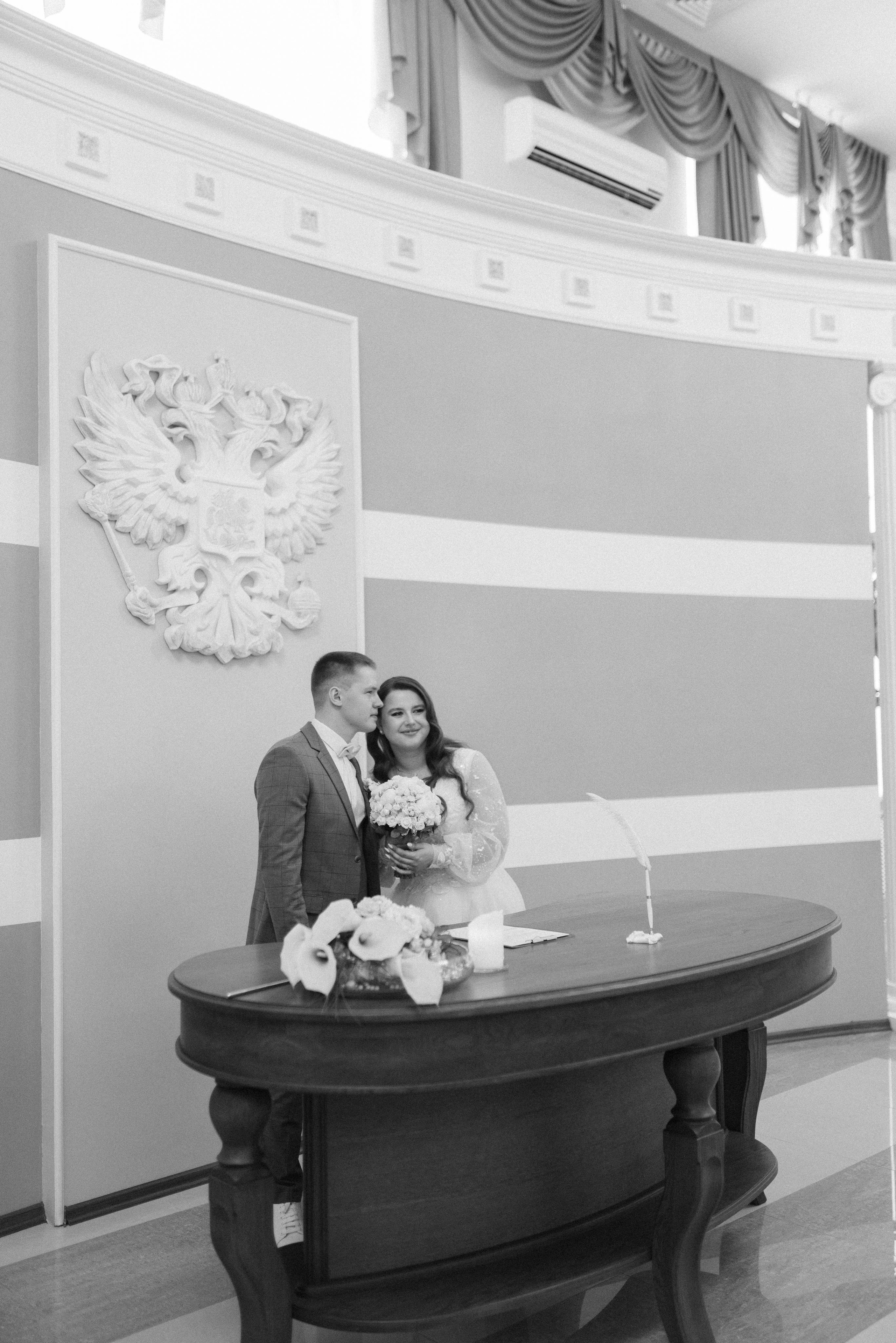 Часовая съёмка в ЗАГСе. Фотограф Карина Шмулёва. Воронеж и область