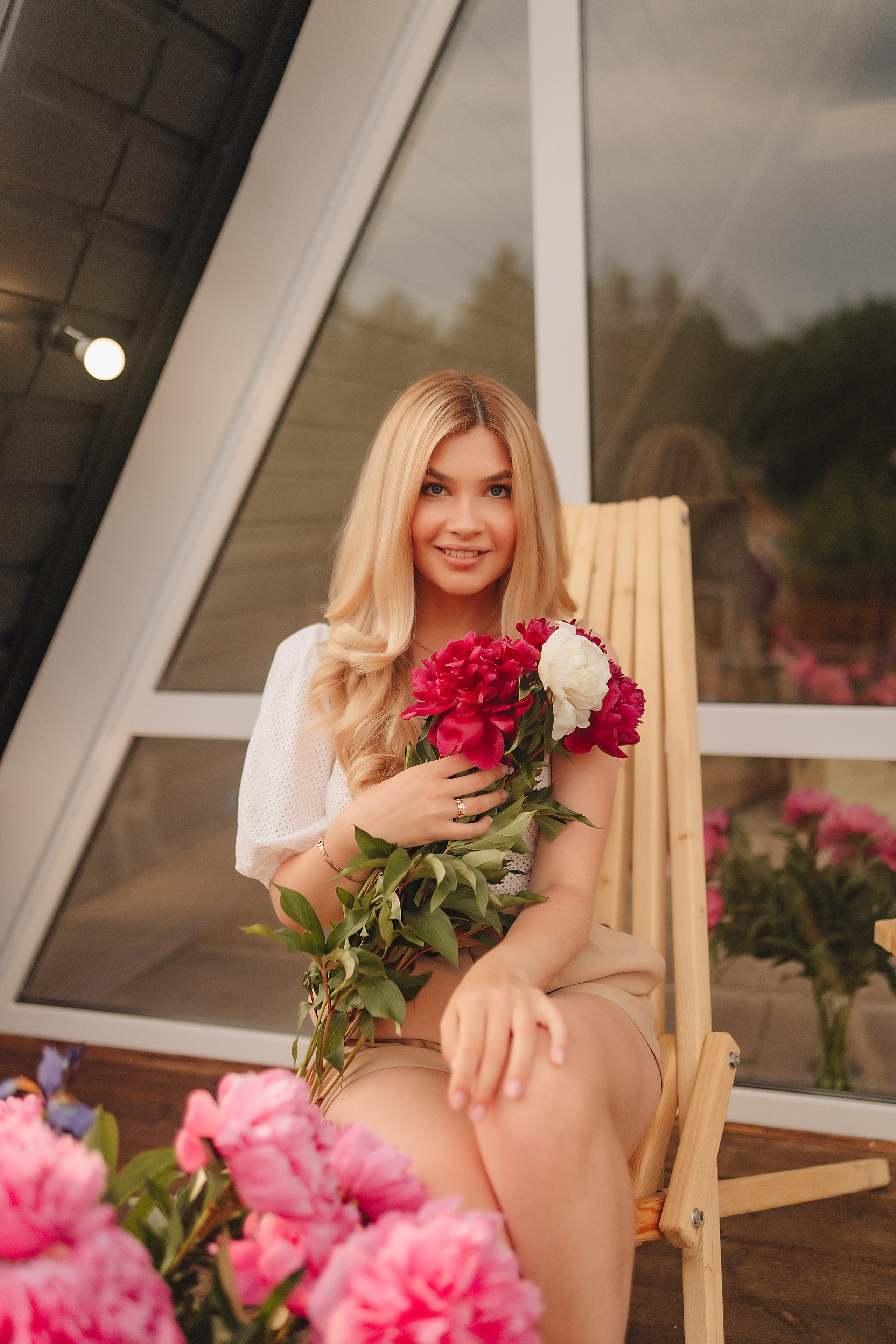 Алина | Фотодень с пионами. Фотограф Карина Шмулёва. Воронеж и область