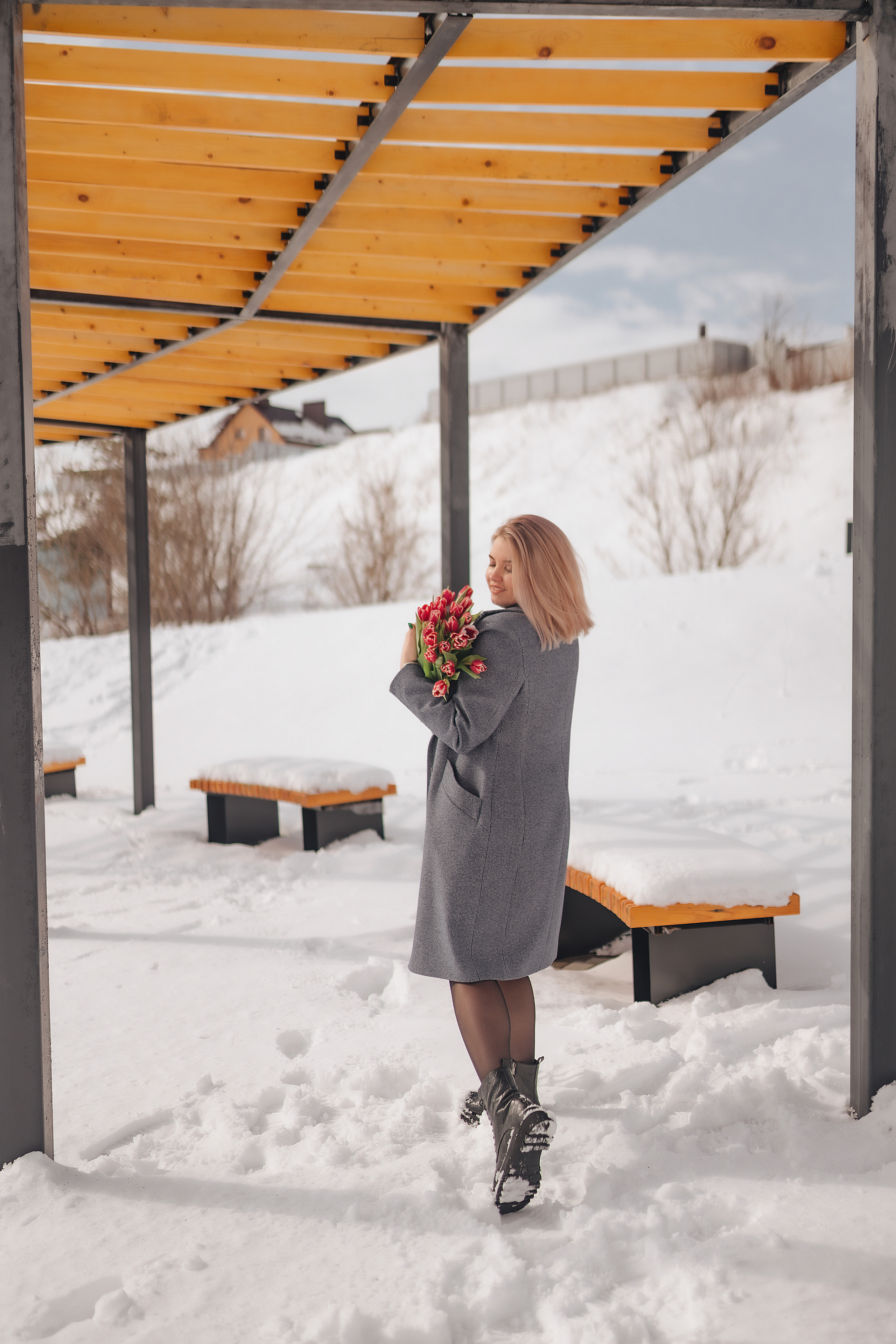 Наталья | Прогулка с тюльпанами. Фотограф Карина Шмулёва. Воронеж и область