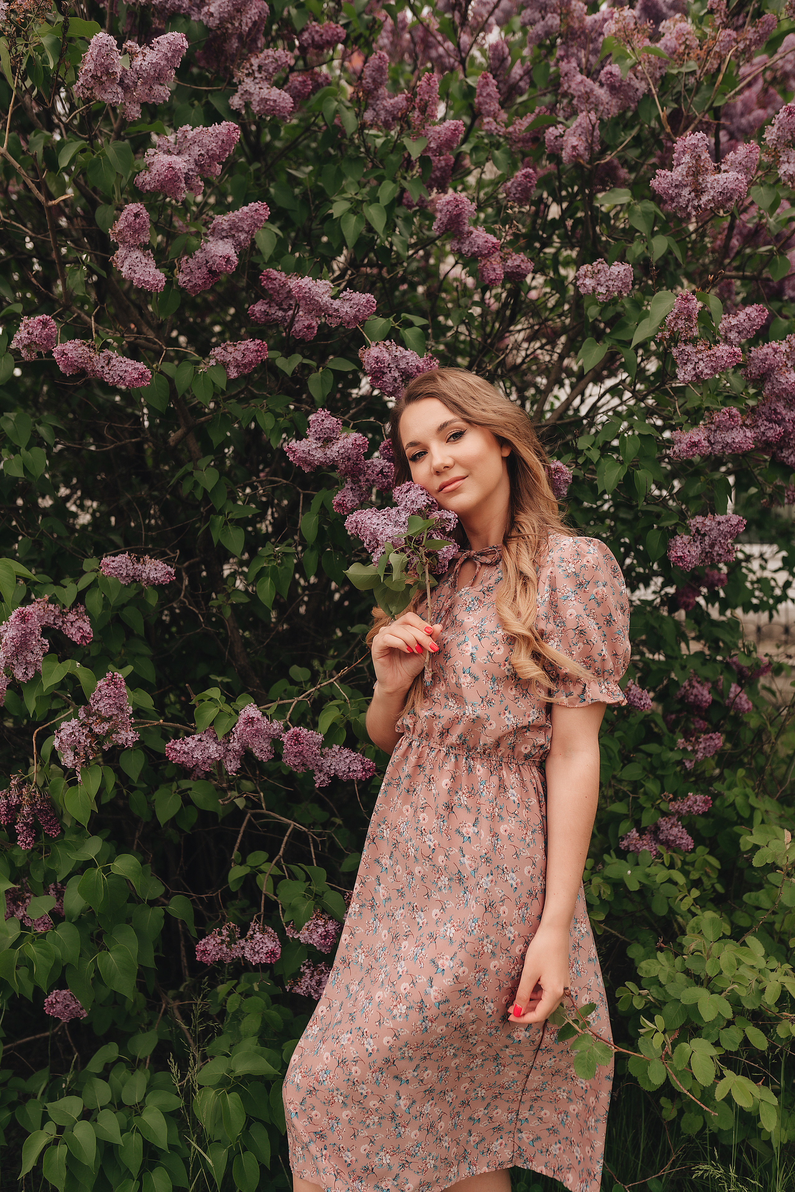 Елена | Съёмка в сирени. Фотограф Карина Шмулёва. Воронеж и область