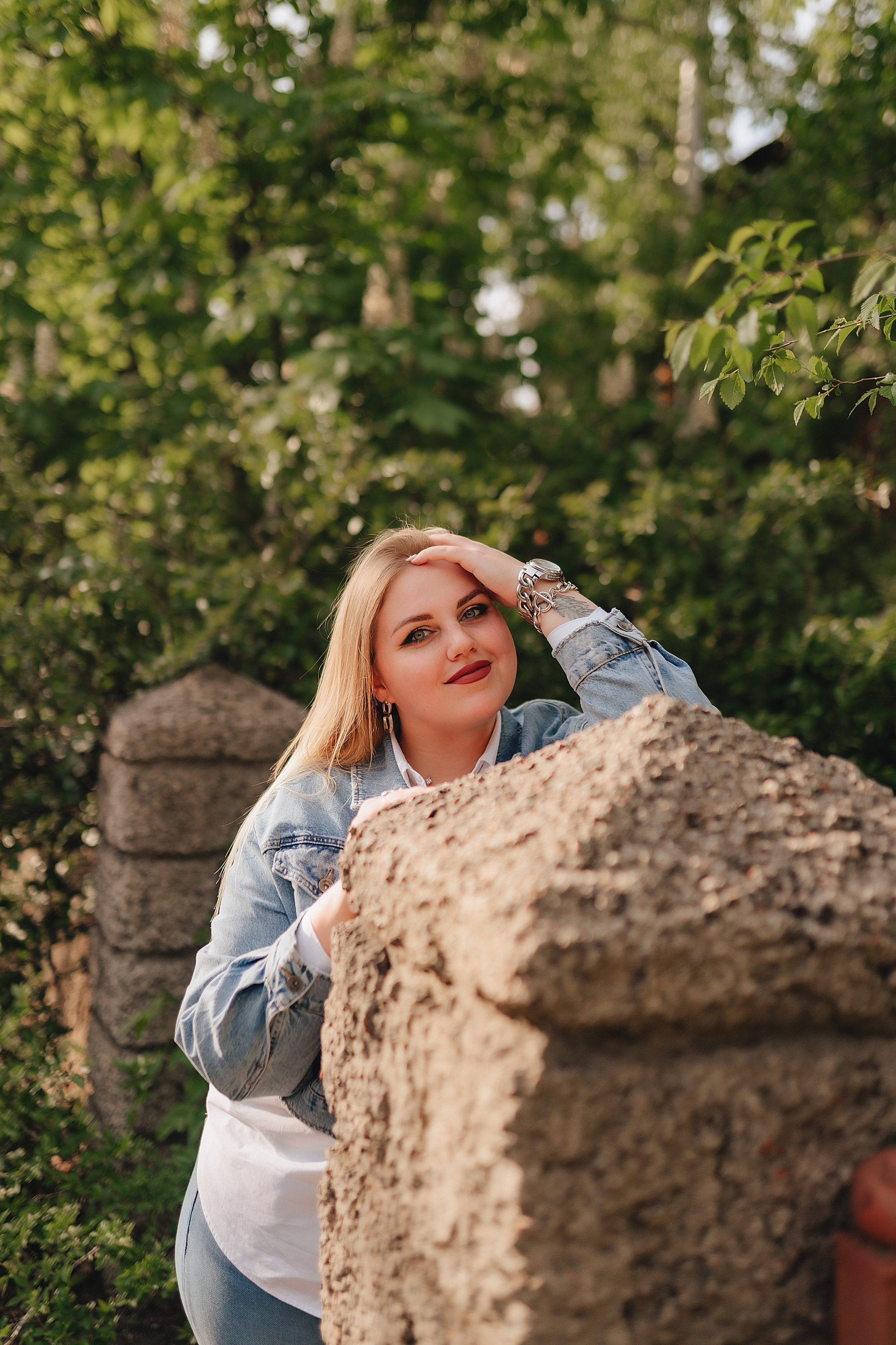 Александра | Съёмка в сирени. Фотограф Карина Шмулёва. Воронеж и область