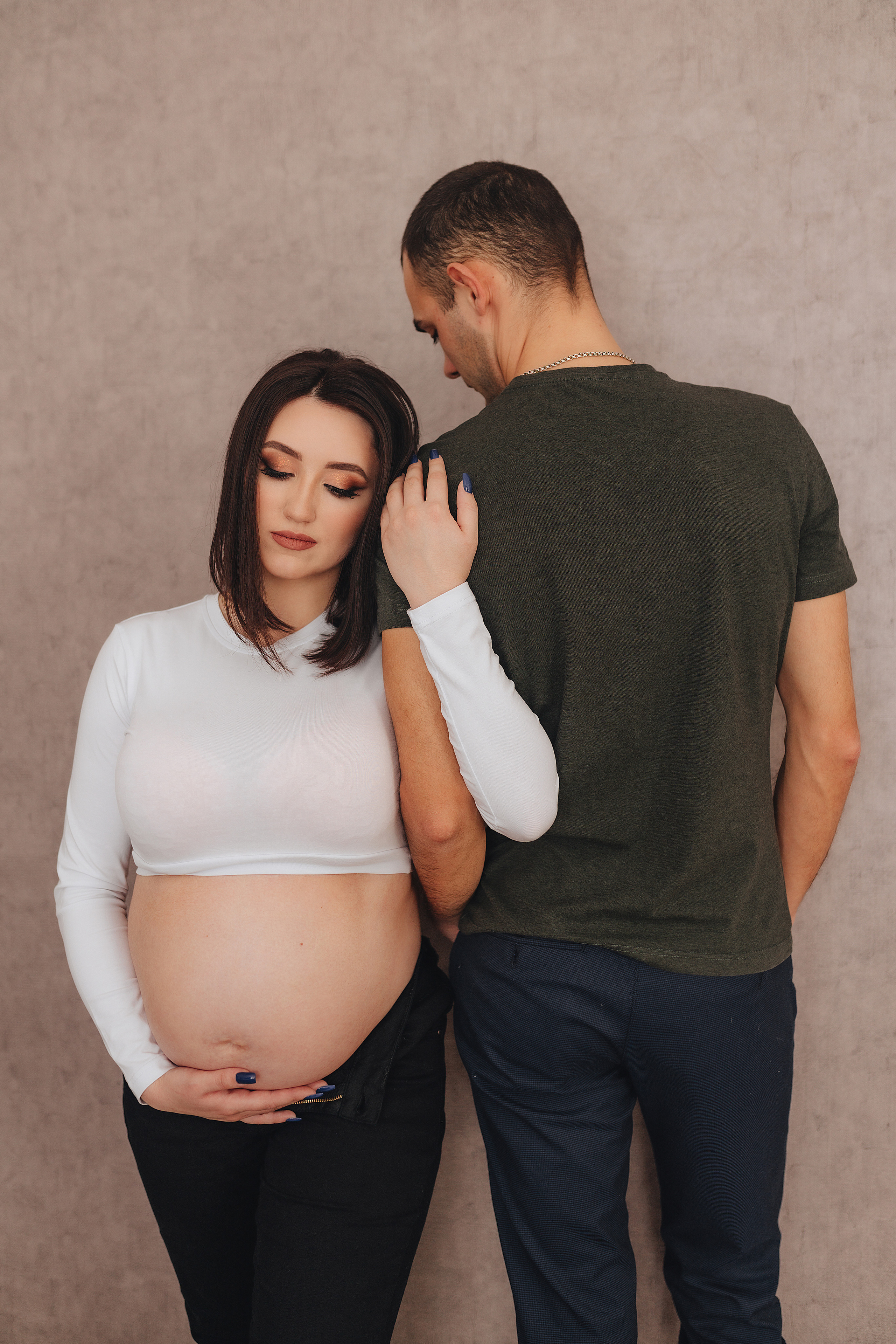 Анна и Павел | Съёмка беременности в отеле Панорама. Фотограф Карина Шмулёва. Воронеж и область