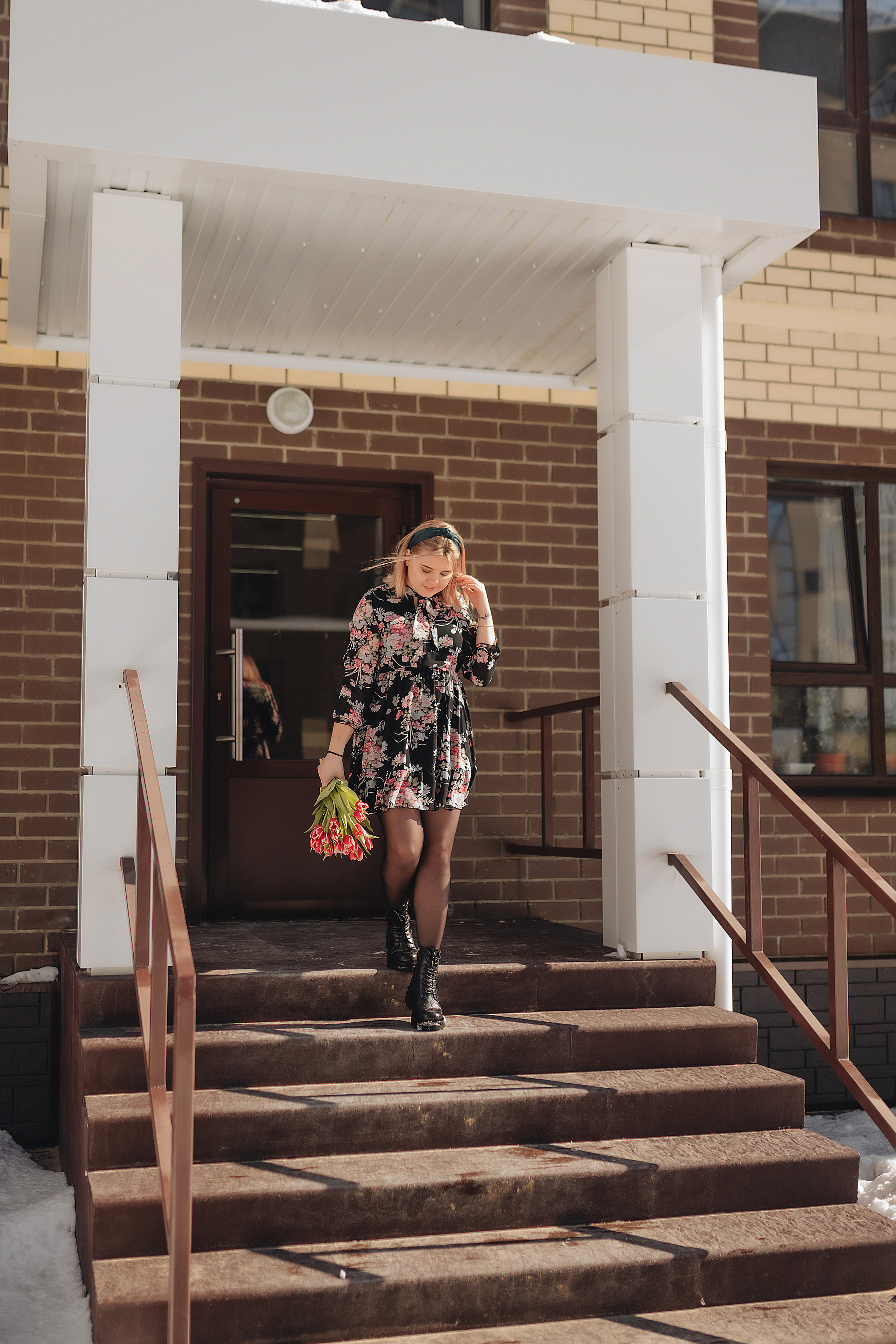 Наталья | Прогулка с тюльпанами. Фотограф Карина Шмулёва. Воронеж и область