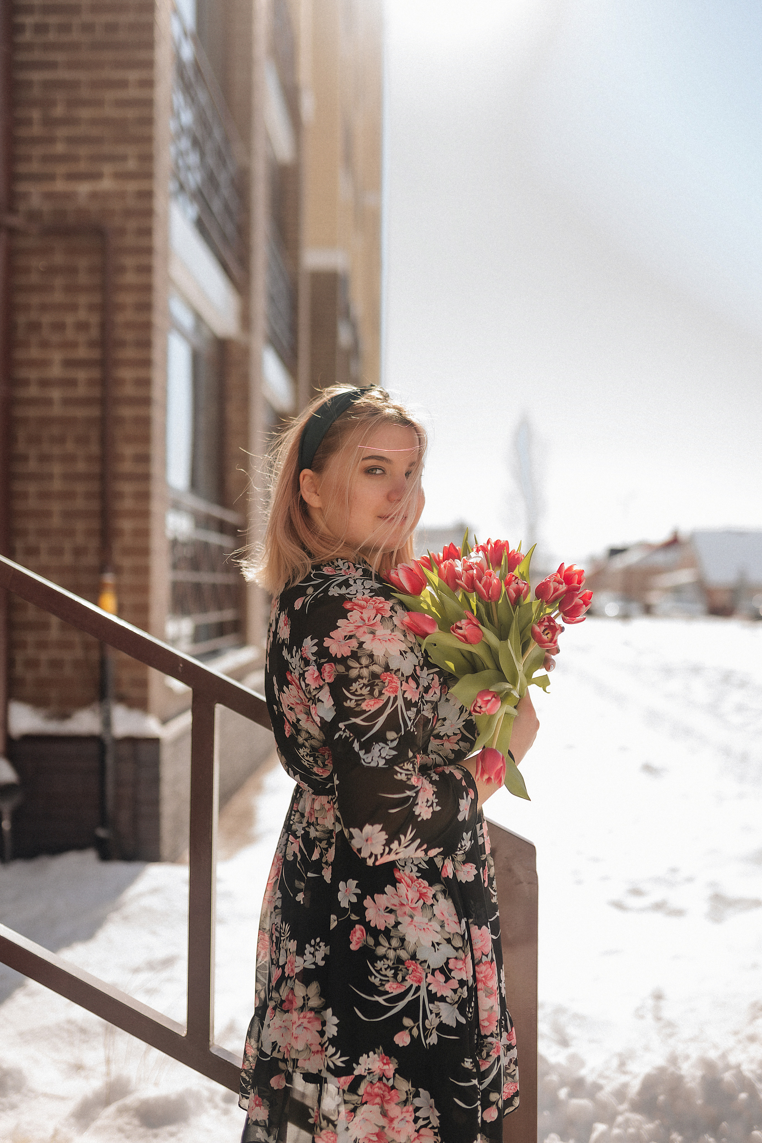 Наталья | Прогулка с тюльпанами. Фотограф Карина Шмулёва. Воронеж и область