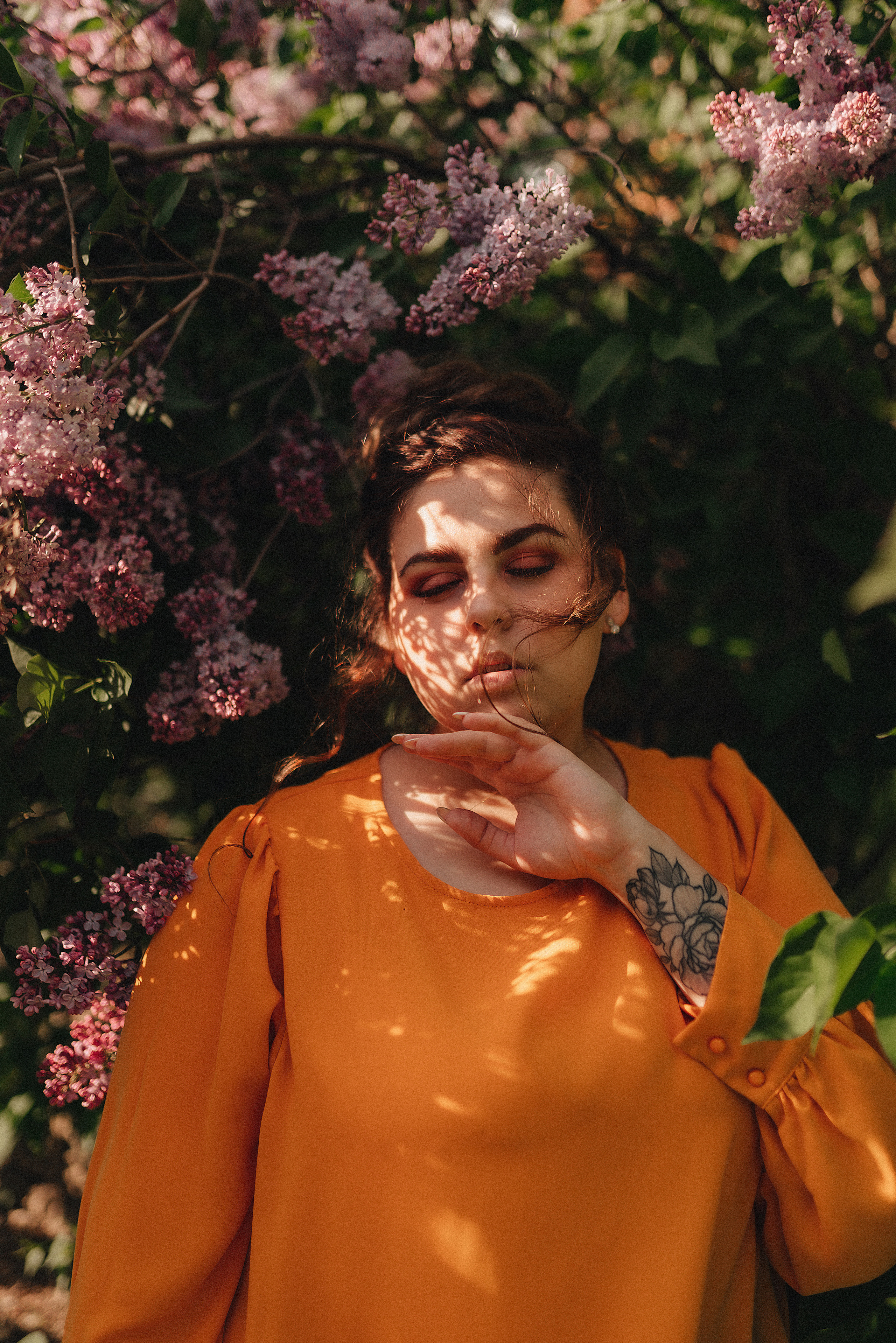 Надежда | Съёмка в сирени. Фотограф Карина Шмулёва. Воронеж и область