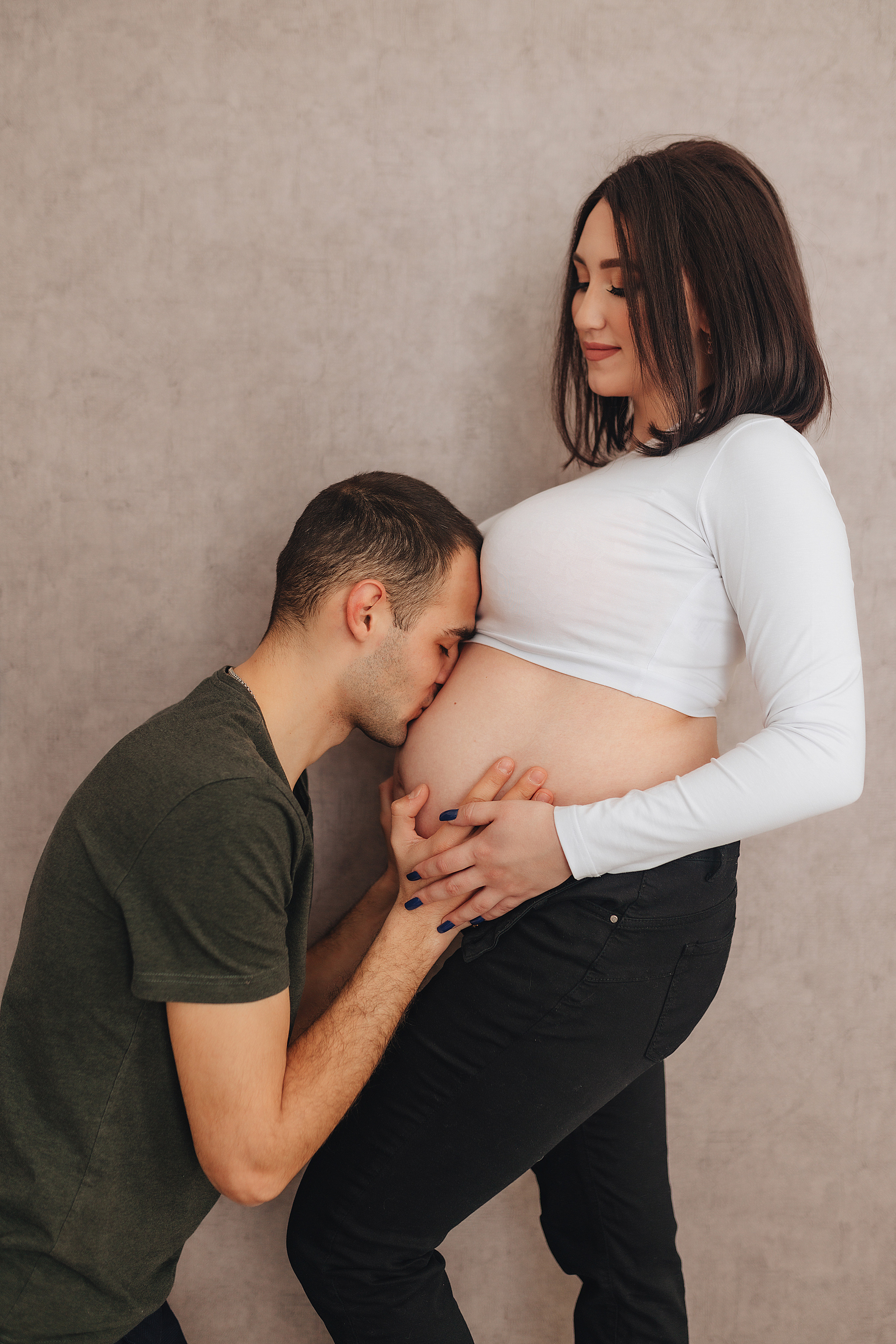 Анна и Павел | Съёмка беременности в отеле Панорама. Фотограф Карина Шмулёва. Воронеж и область