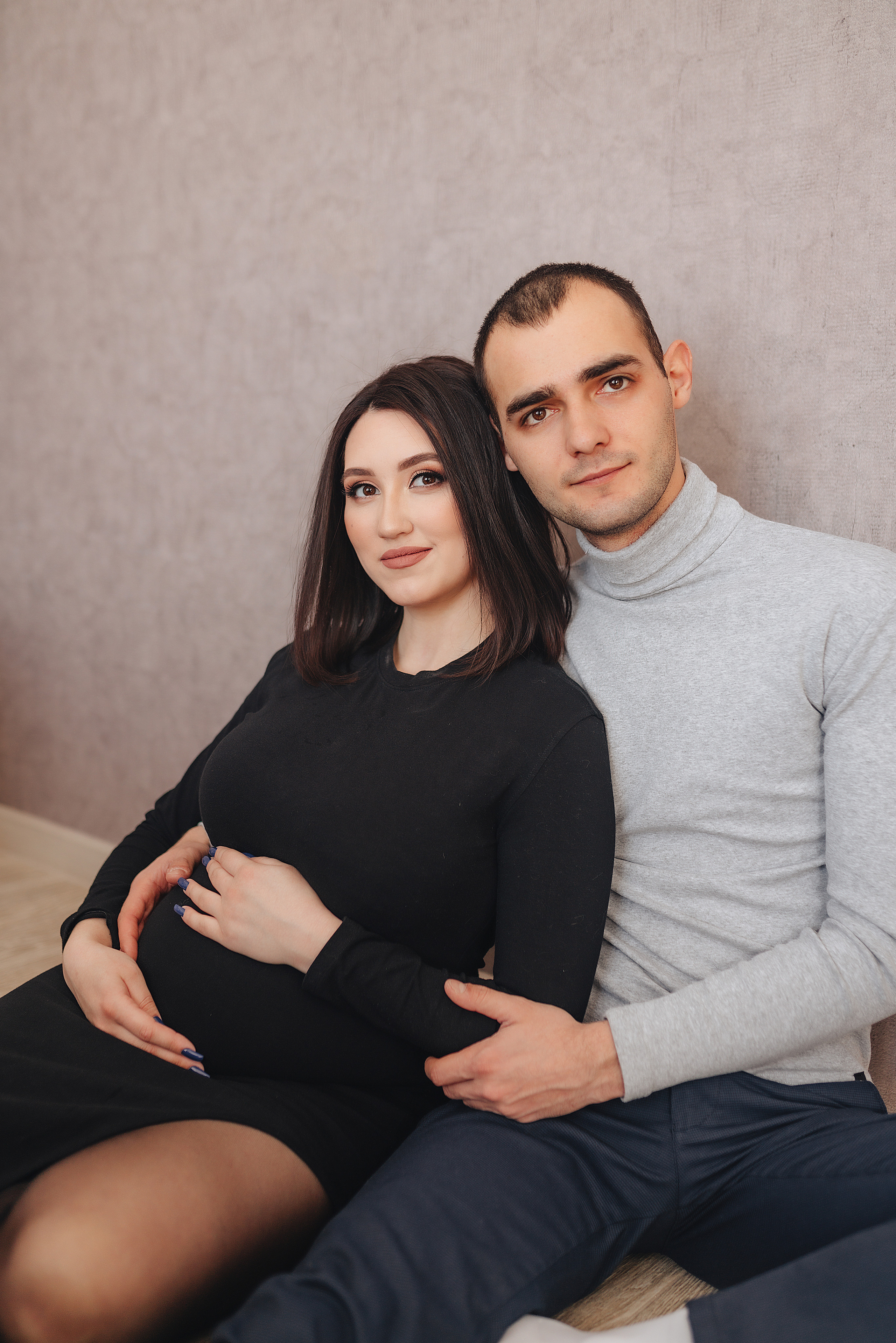 Анна и Павел | Съёмка беременности в отеле Панорама. Фотограф Карина Шмулёва. Воронеж и область