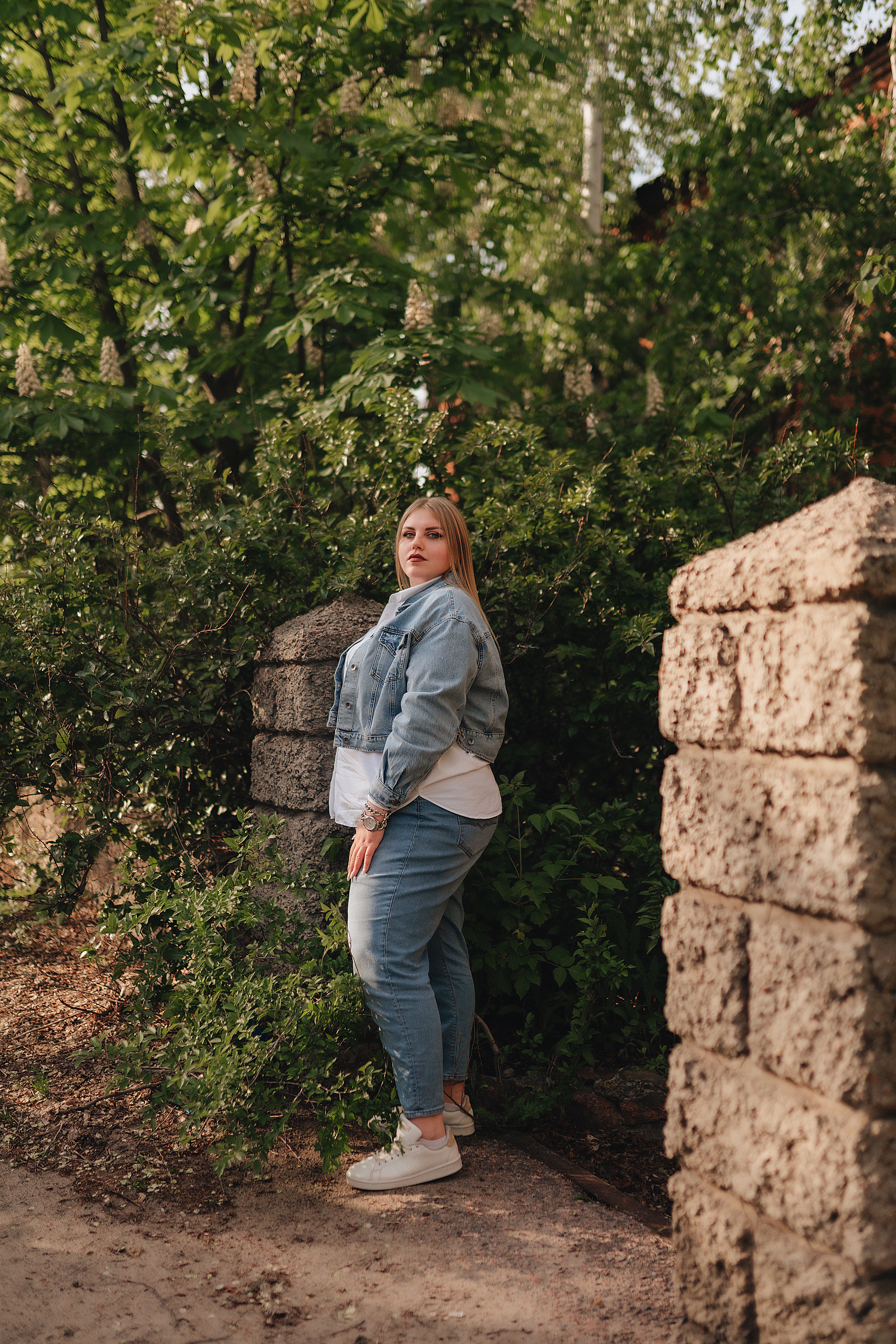 Александра | Съёмка в сирени. Фотограф Карина Шмулёва. Воронеж и область