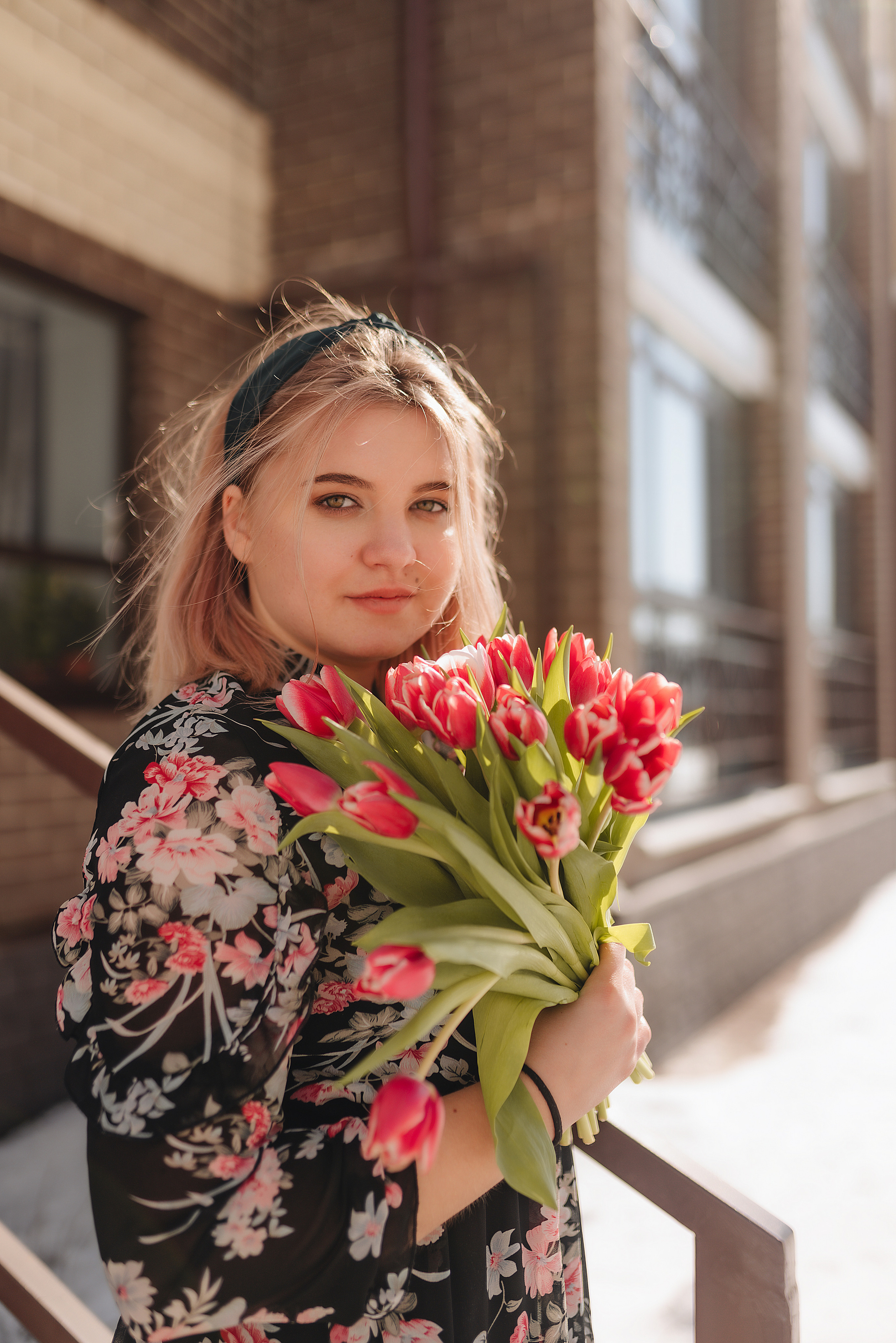 Наталья | Прогулка с тюльпанами. Фотограф Карина Шмулёва. Воронеж и область