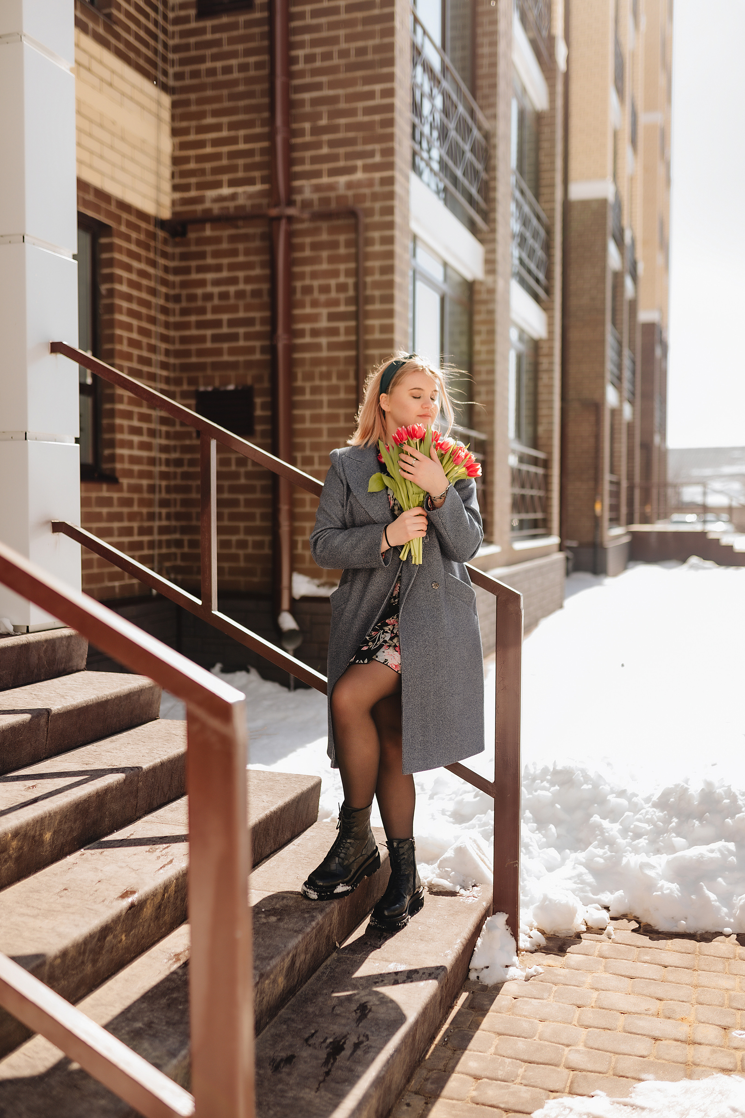 Наталья | Прогулка с тюльпанами. Фотограф Карина Шмулёва. Воронеж и область