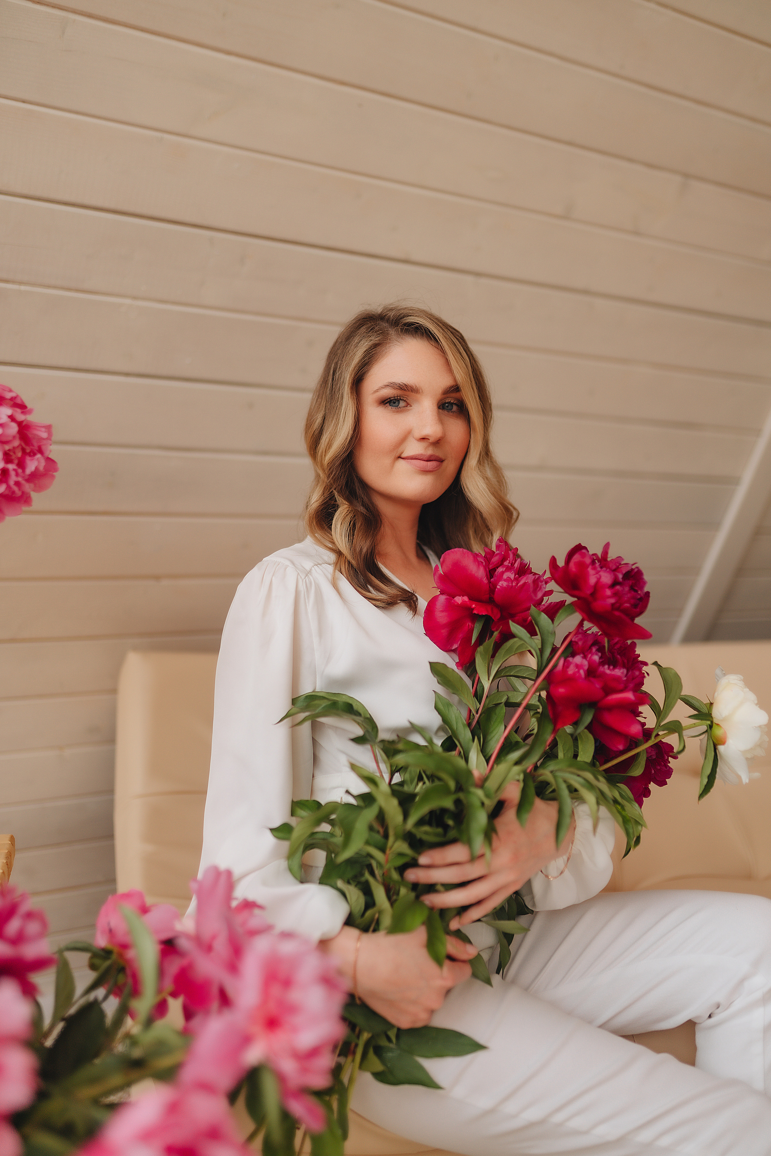 Кристина |Фотопроект с пионами. Фотограф Карина Шмулёва. Воронеж и область