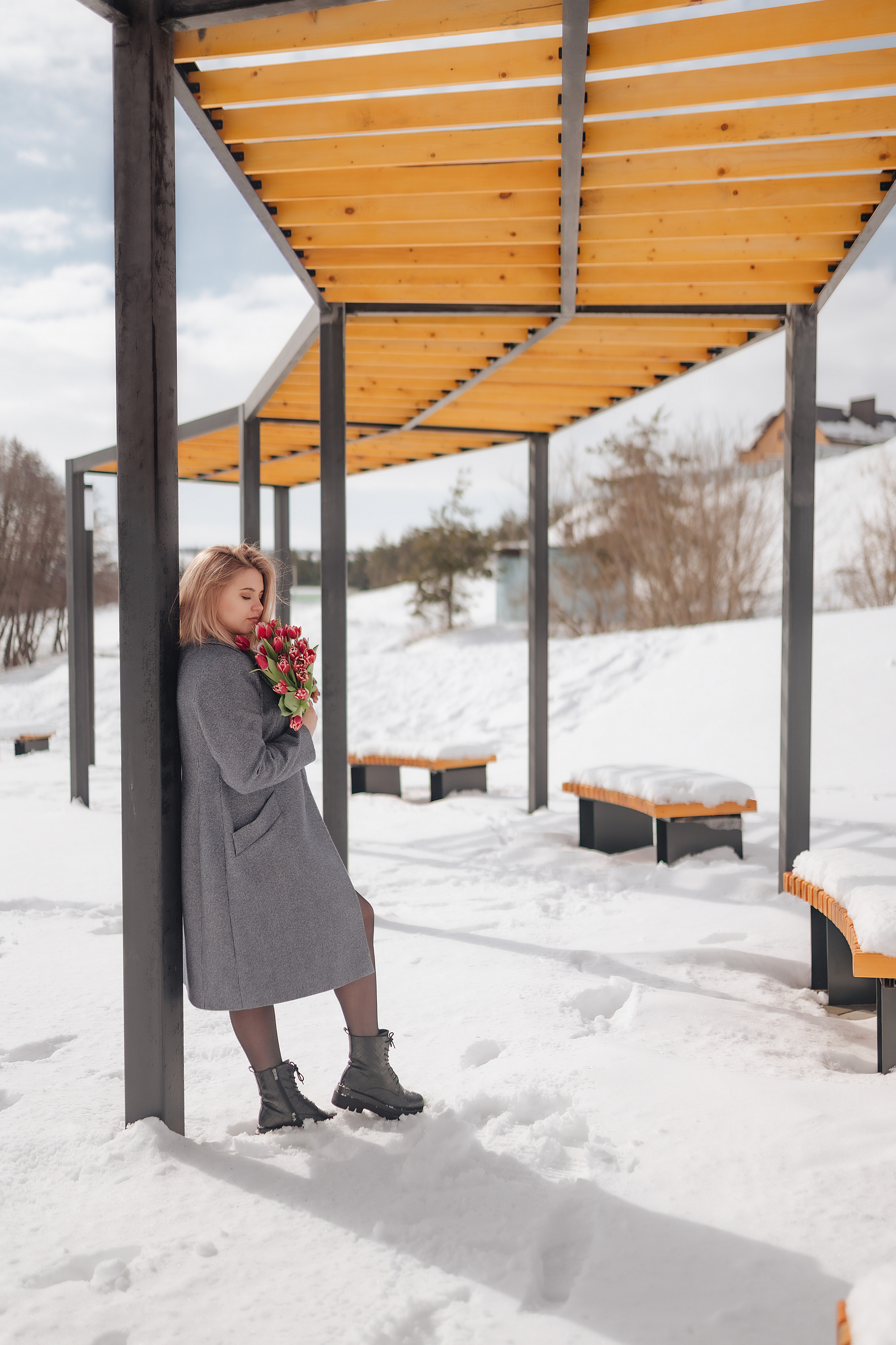 Наталья | Прогулка с тюльпанами. Фотограф Карина Шмулёва. Воронеж и область