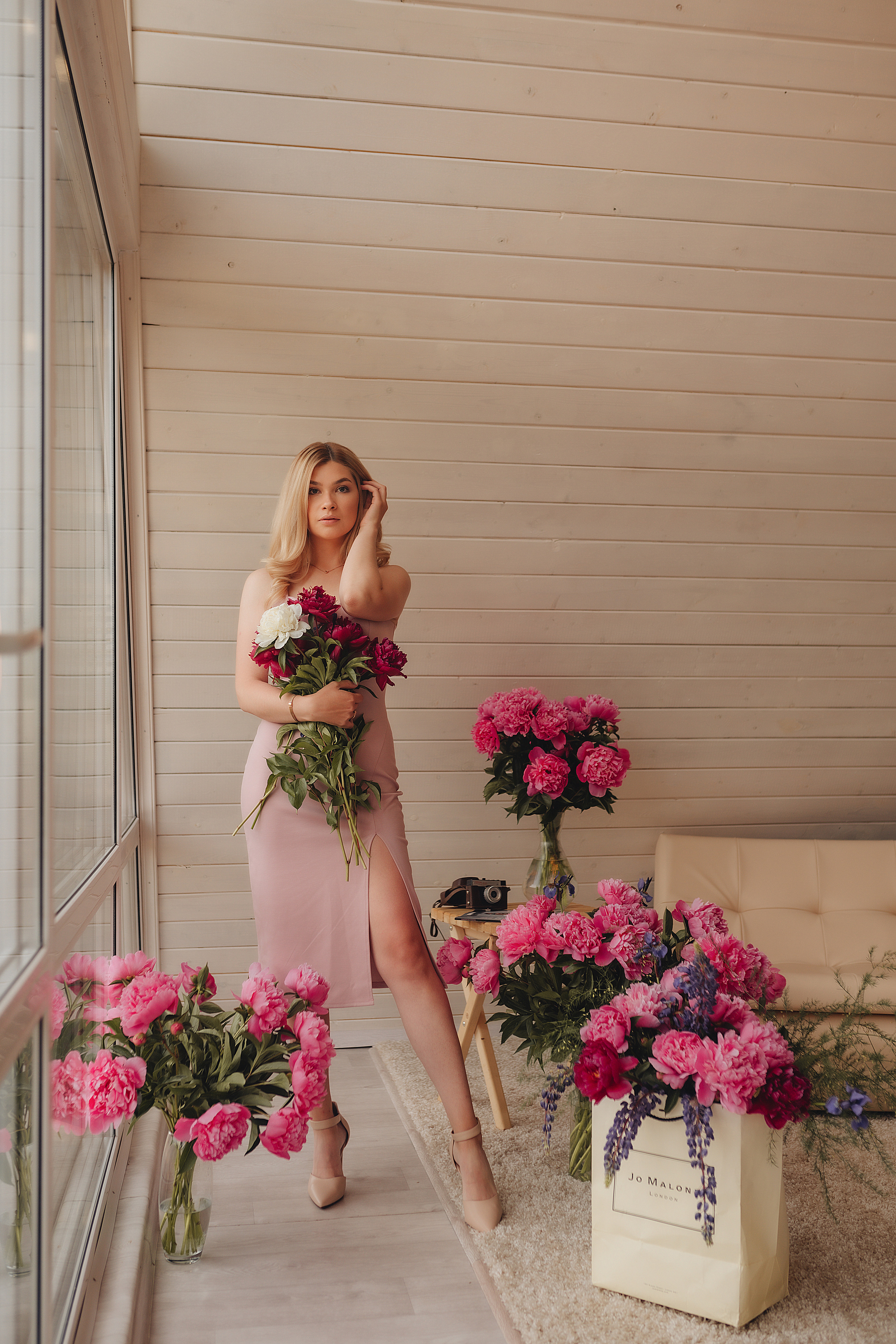 Алина | Фотодень с пионами. Фотограф Карина Шмулёва. Воронеж и область