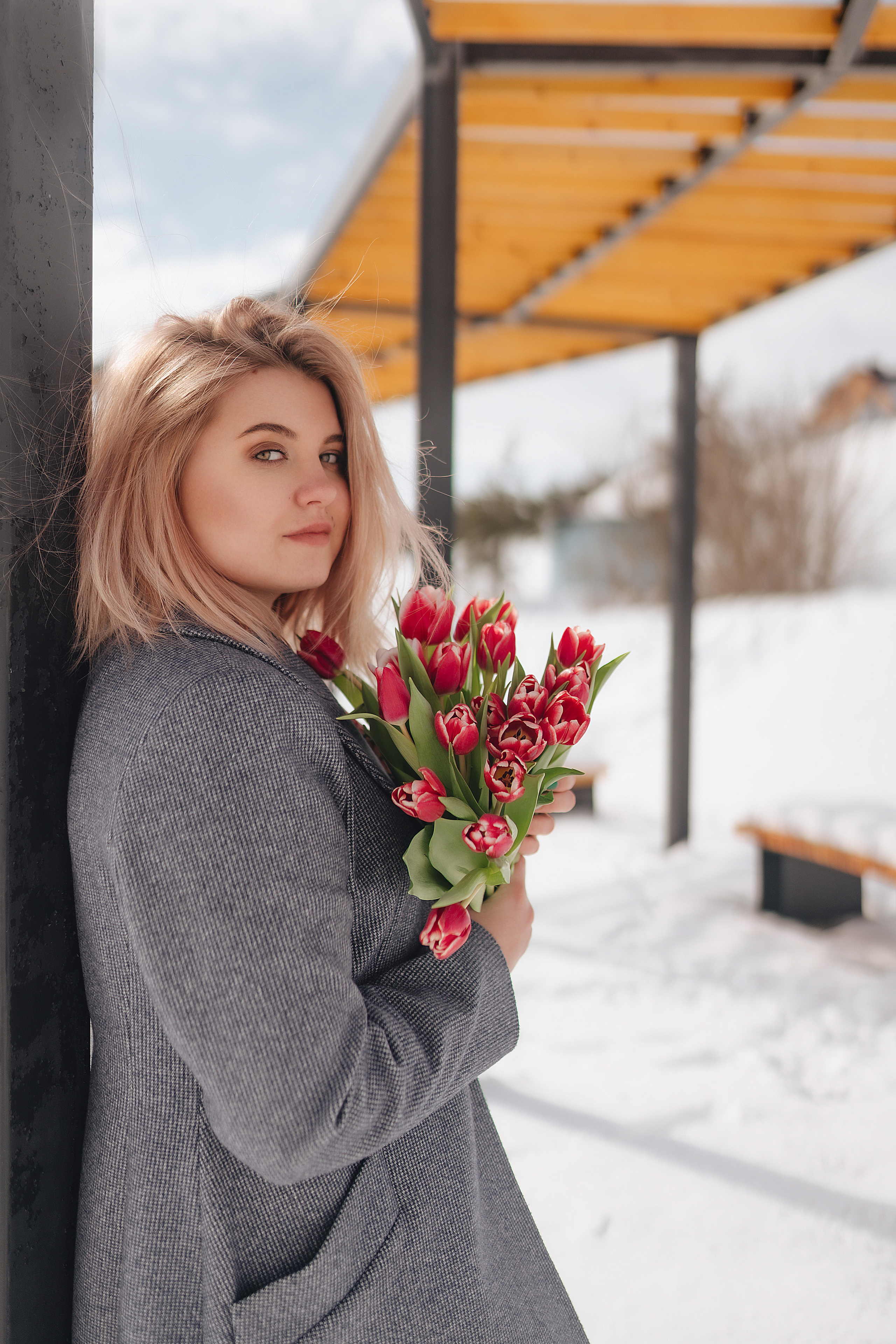 Наталья | Прогулка с тюльпанами. Фотограф Карина Шмулёва. Воронеж и область