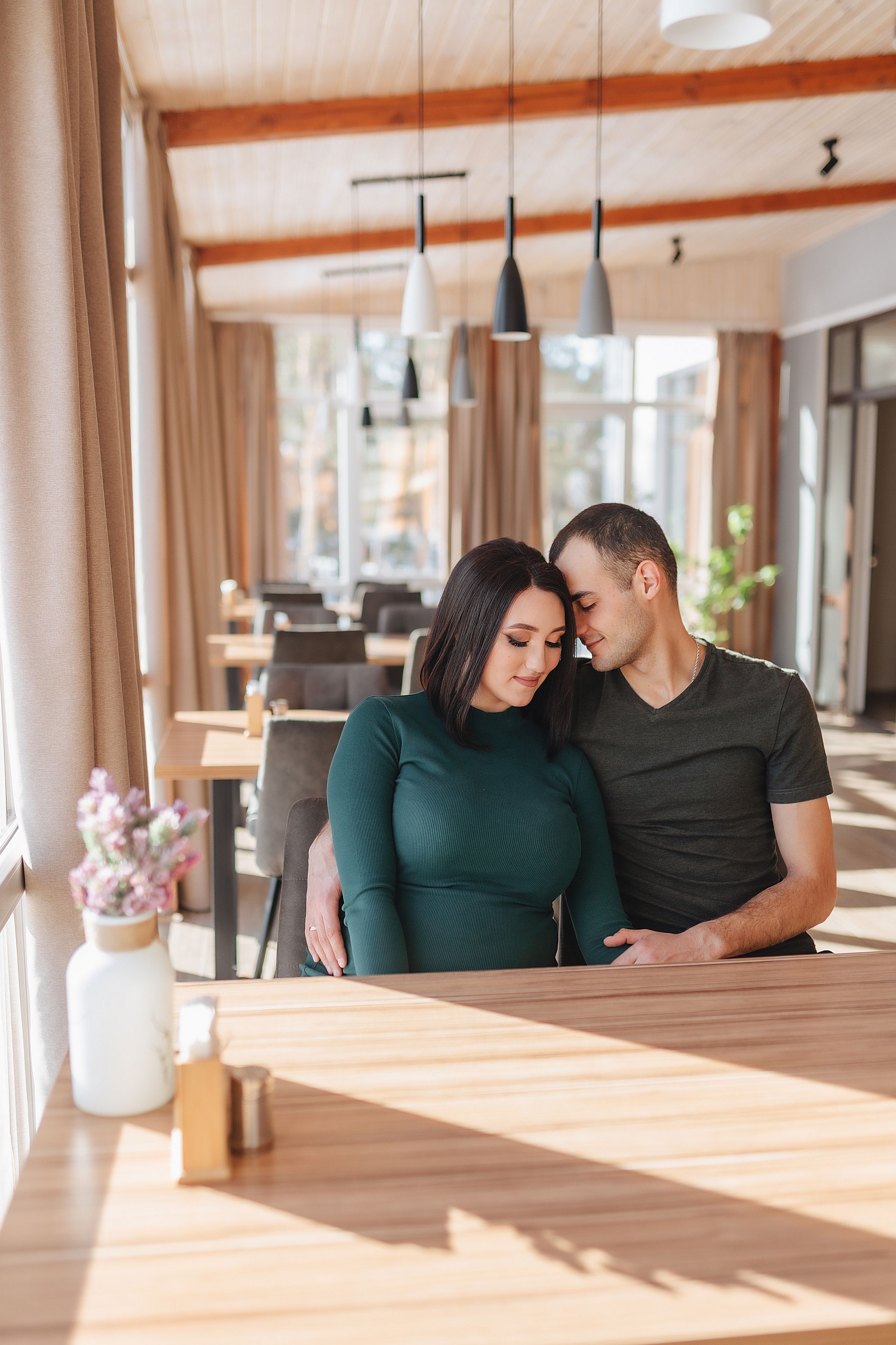 Анна и Павел | Съёмка беременности в отеле Панорама. Фотограф Карина Шмулёва. Воронеж и область