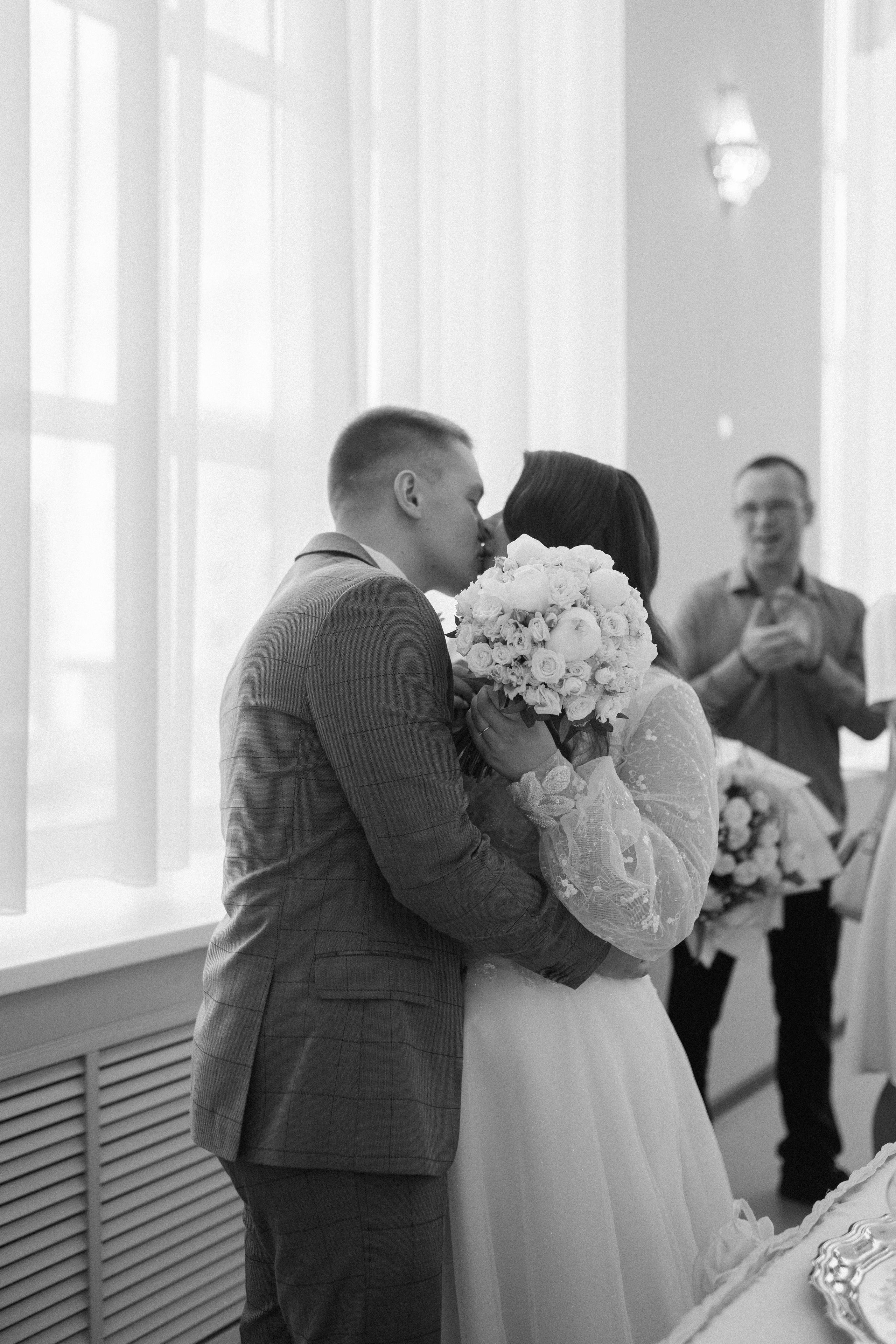 Часовая съёмка в ЗАГСе. Фотограф Карина Шмулёва. Воронеж и область