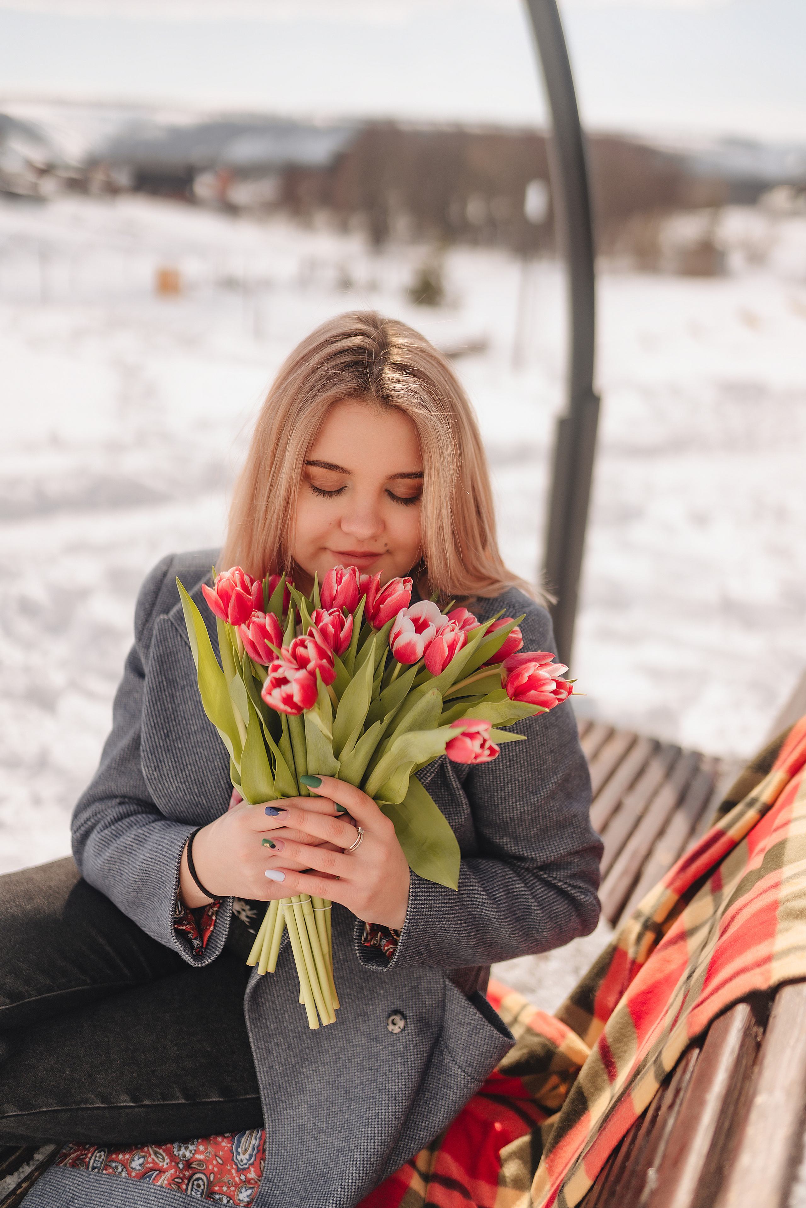 Наталья | Прогулка с тюльпанами. Фотограф Карина Шмулёва. Воронеж и область