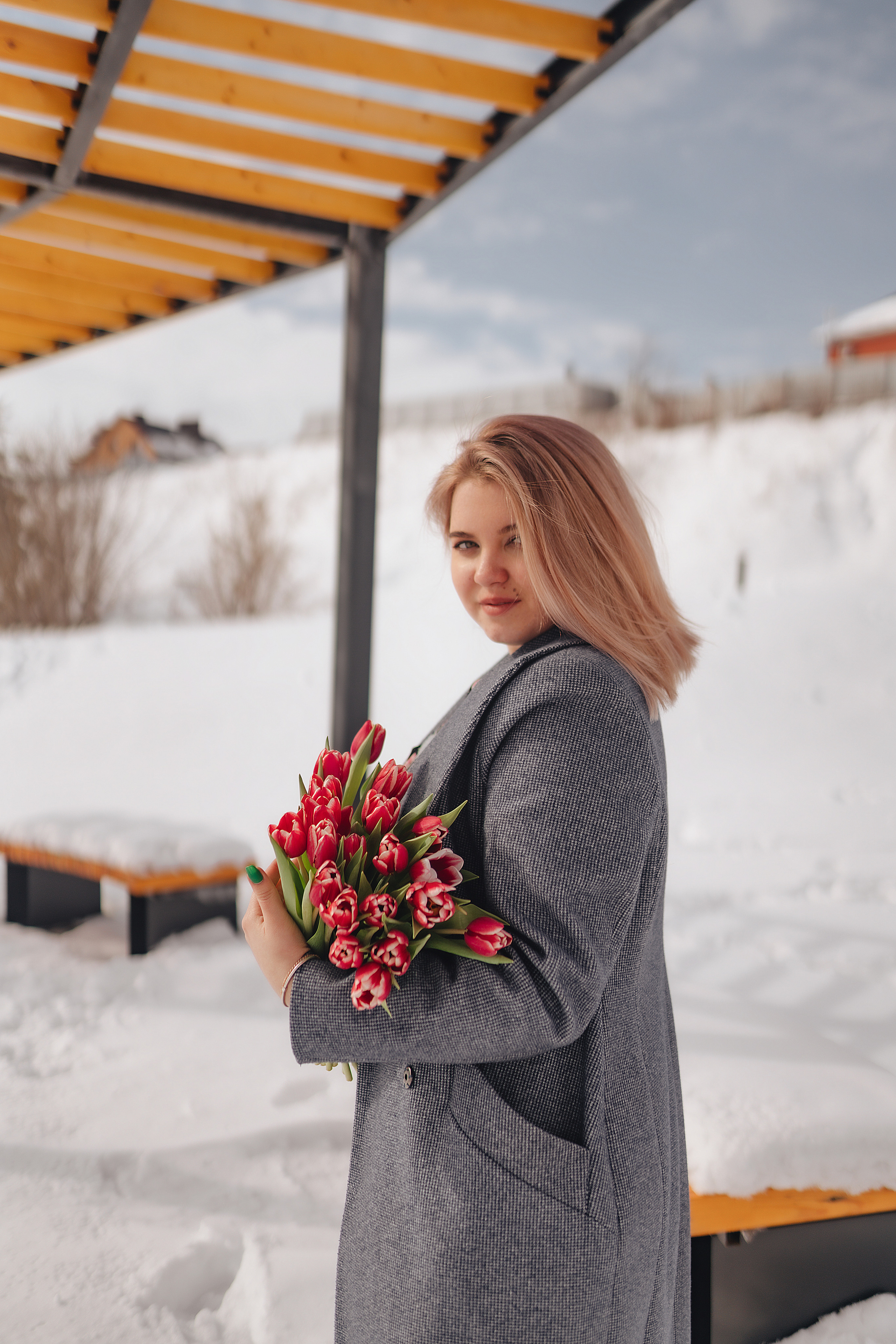 Наталья | Прогулка с тюльпанами. Фотограф Карина Шмулёва. Воронеж и область