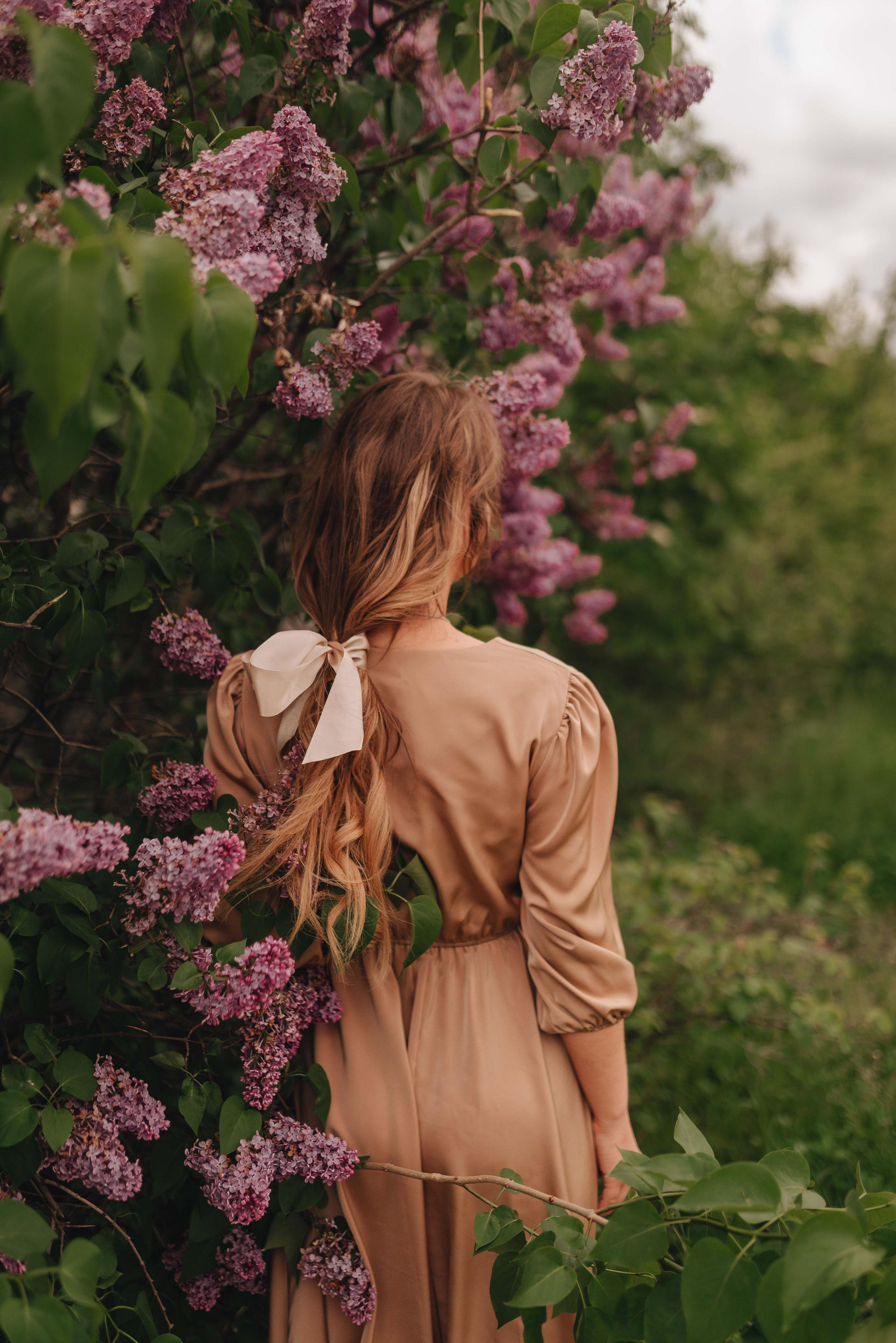 Елена | Съёмка в сирени. Фотограф Карина Шмулёва. Воронеж и область