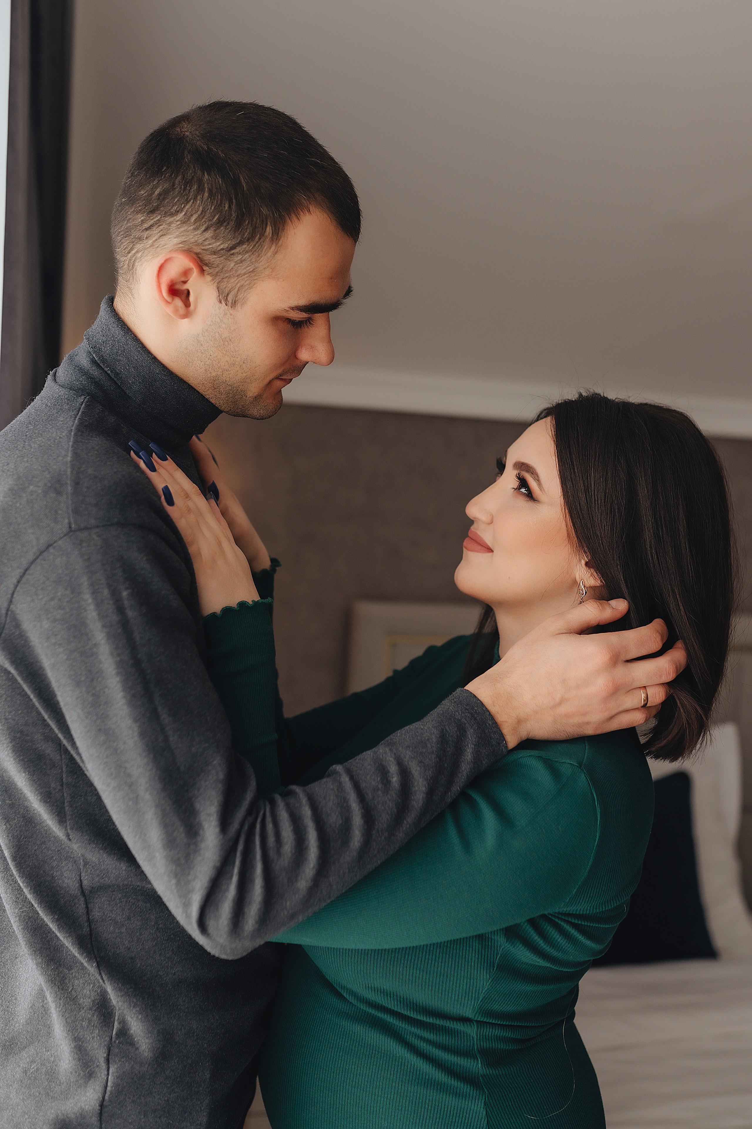 Анна и Павел | Съёмка беременности в отеле Панорама. Фотограф Карина Шмулёва. Воронеж и область