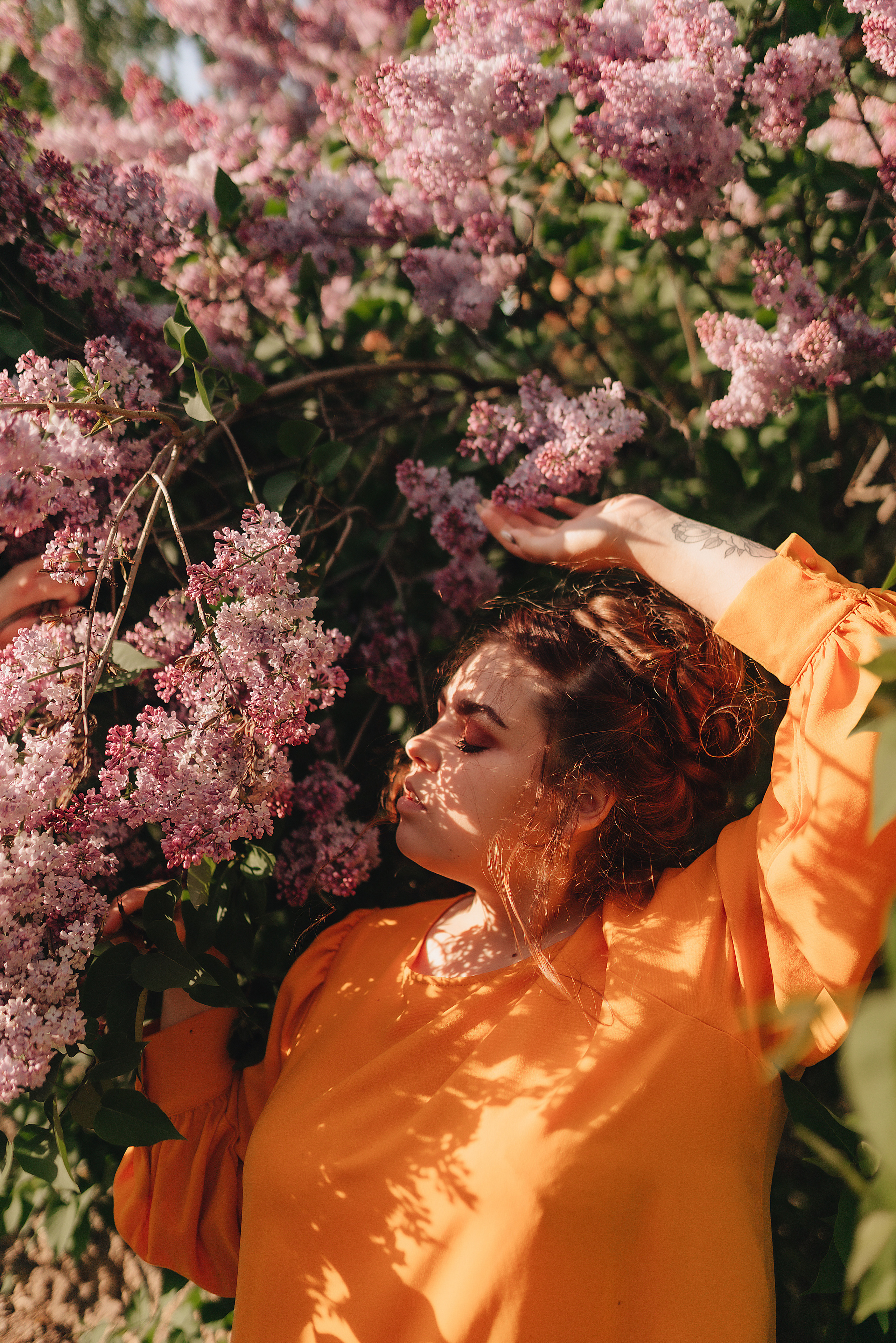 Надежда | Съёмка в сирени. Фотограф Карина Шмулёва. Воронеж и область