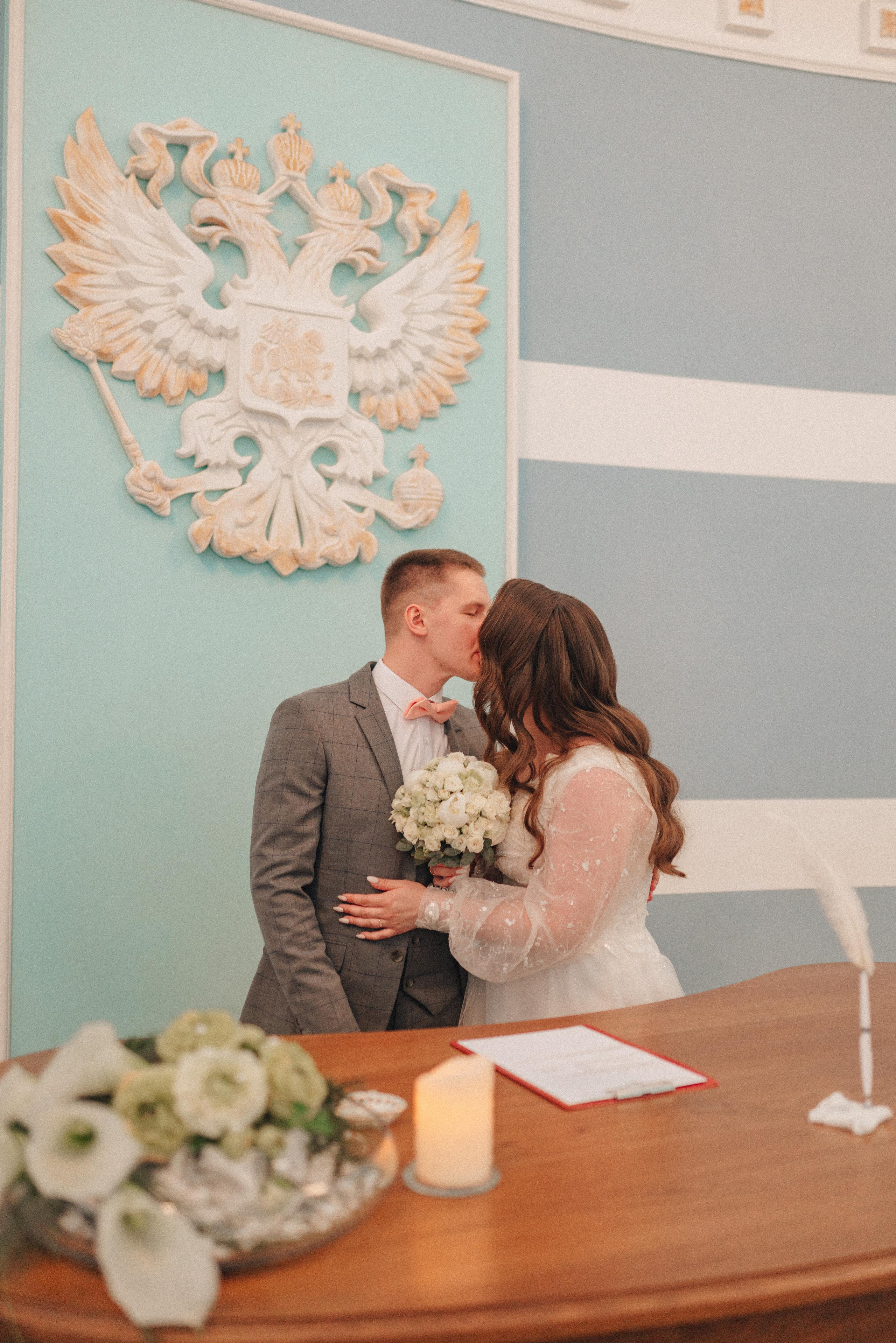 Часовая съёмка в ЗАГСе. Фотограф Карина Шмулёва. Воронеж и область