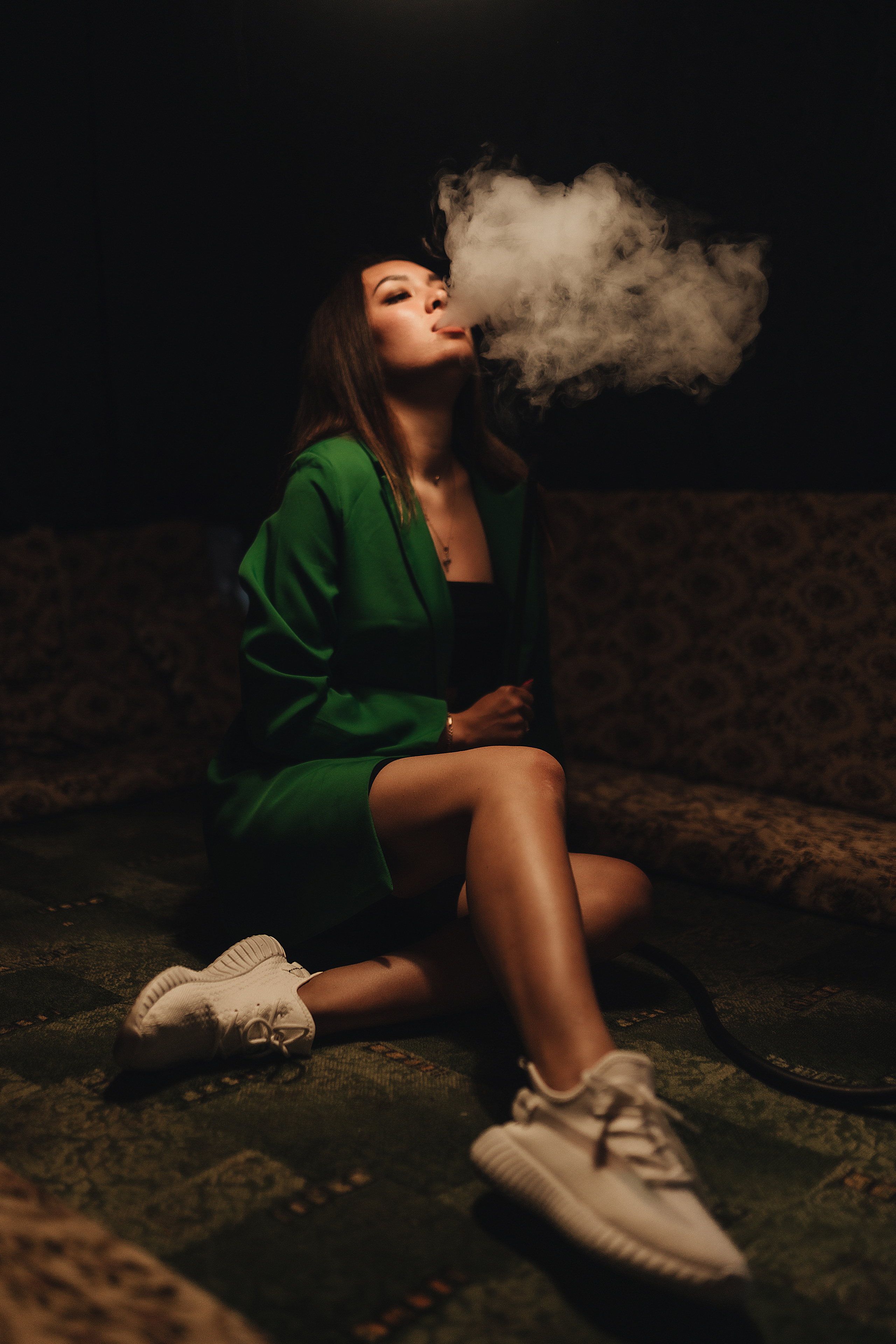 Ольга | Фотосессия с кальяном в летнем кафе. Фотограф Карина Шмулёва. Воронеж и область