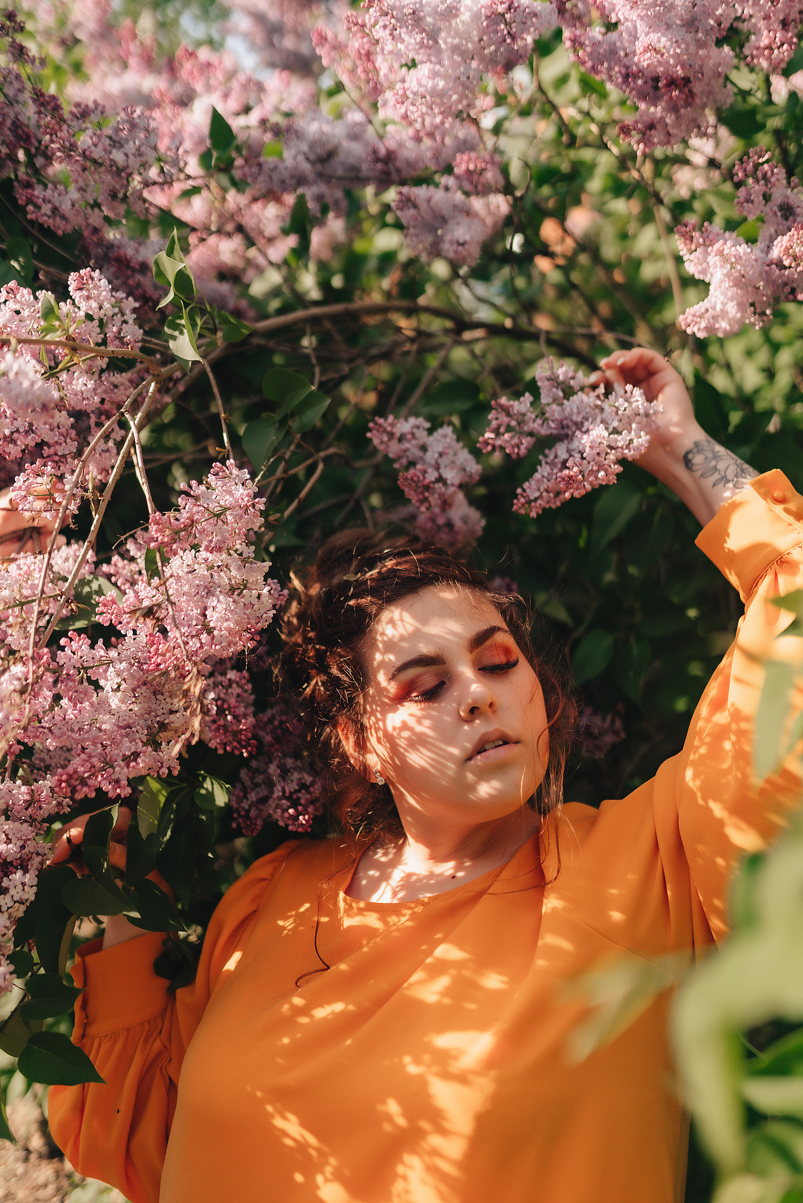 Надежда | Съёмка в сирени. Фотограф Карина Шмулёва. Воронеж и область