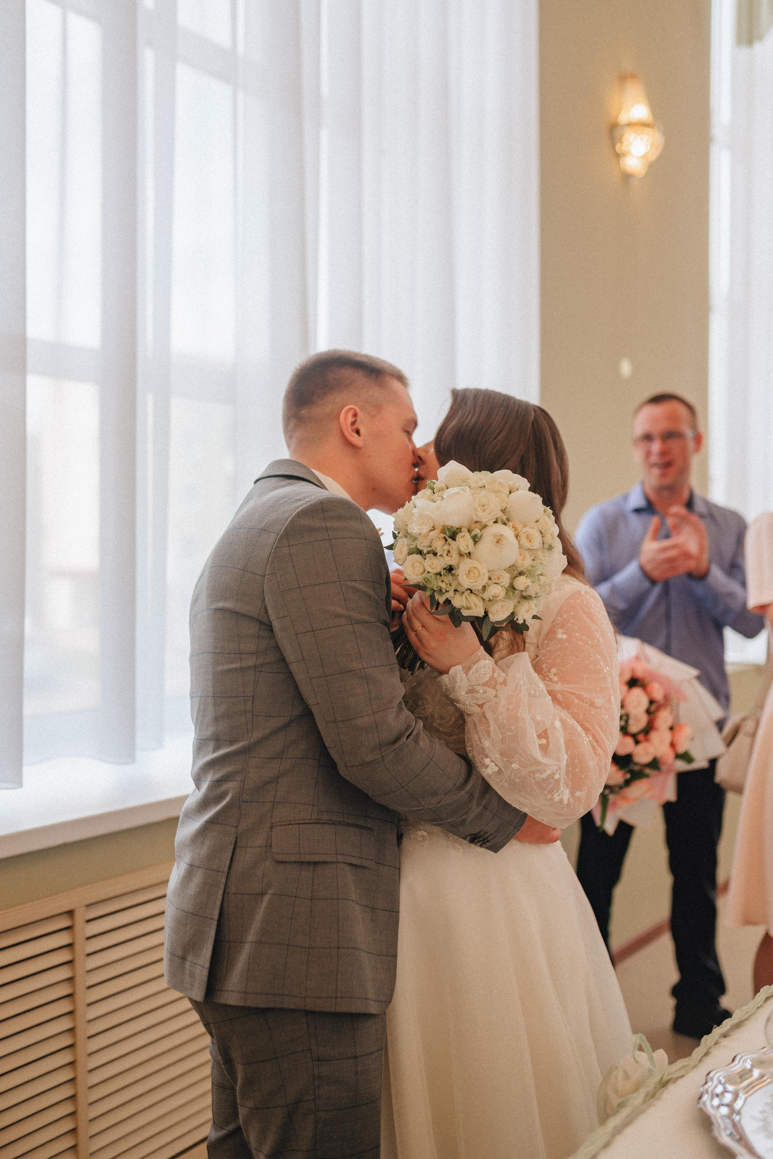 Часовая съёмка в ЗАГСе. Фотограф Карина Шмулёва. Воронеж и область