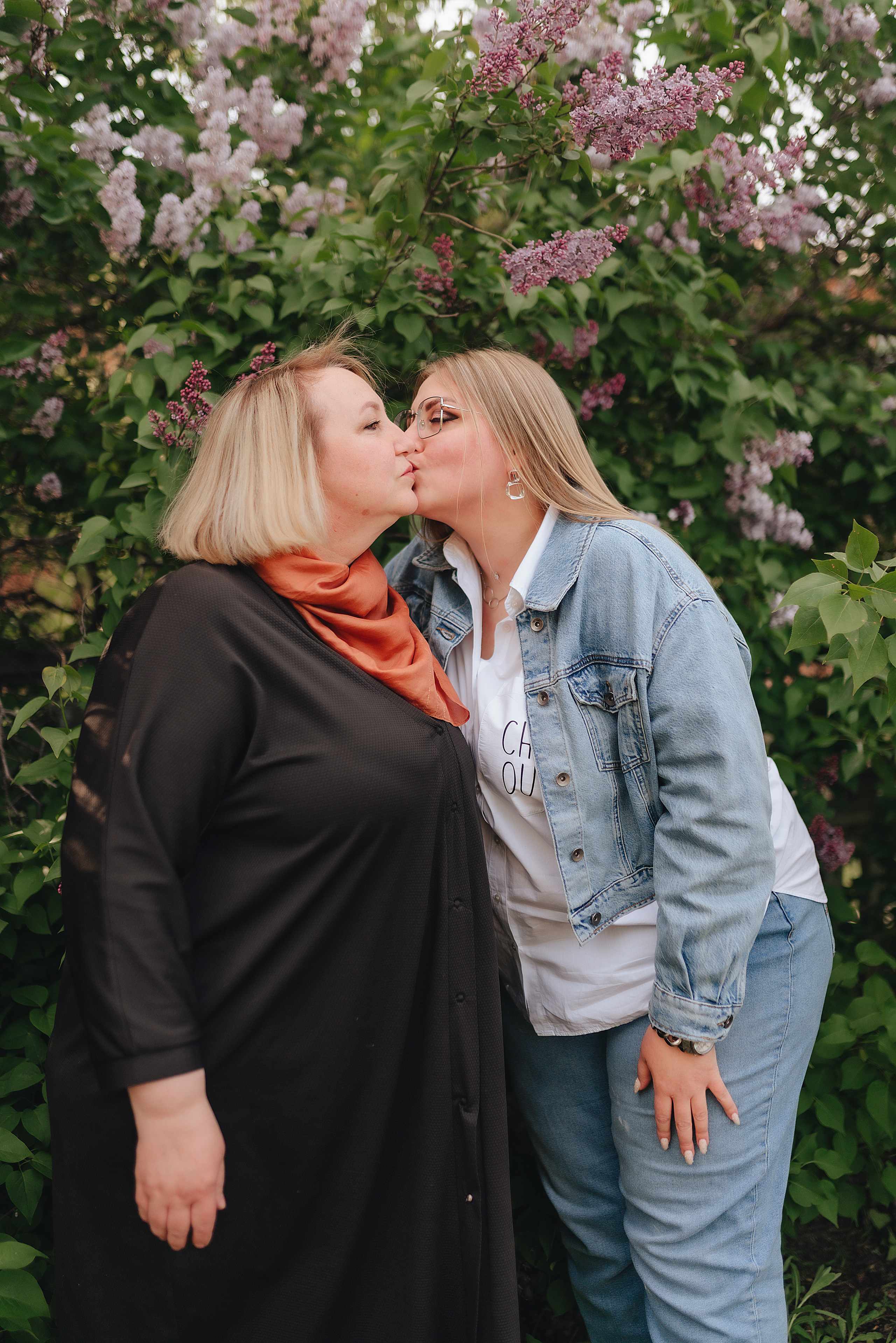 Александра | Съёмка в сирени. Фотограф Карина Шмулёва. Воронеж и область