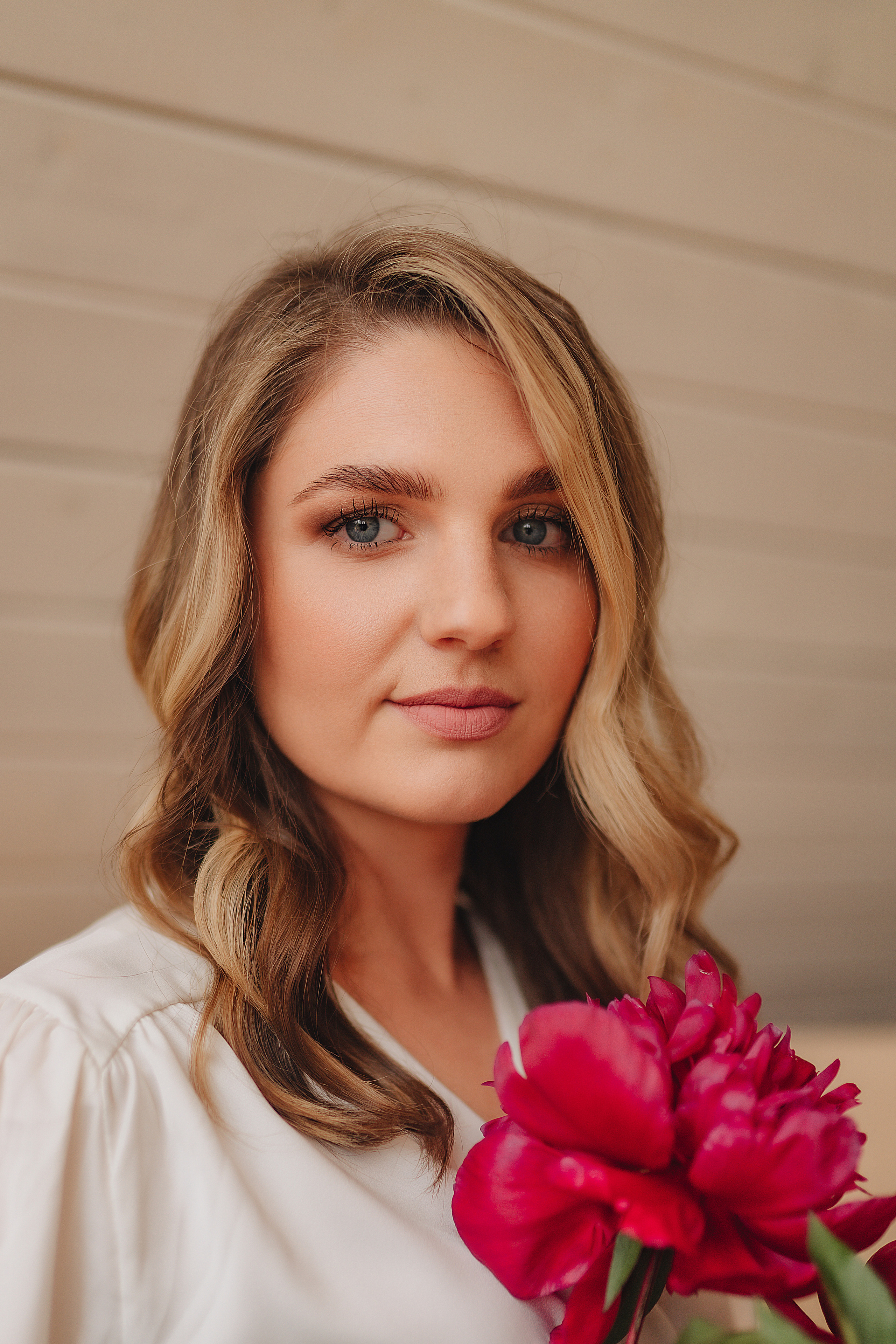 Кристина |Фотопроект с пионами. Фотограф Карина Шмулёва. Воронеж и область