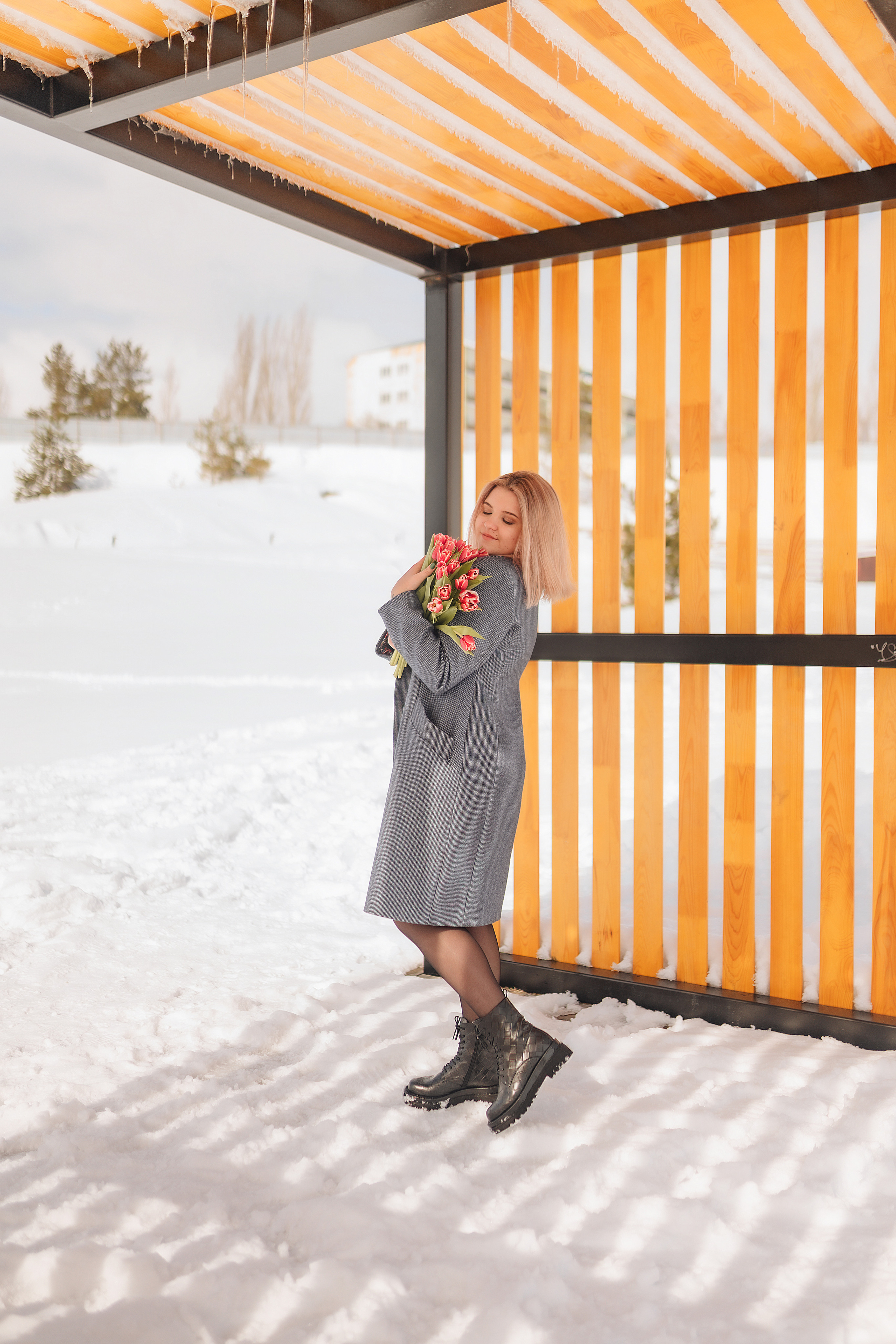 Наталья | Прогулка с тюльпанами. Фотограф Карина Шмулёва. Воронеж и область