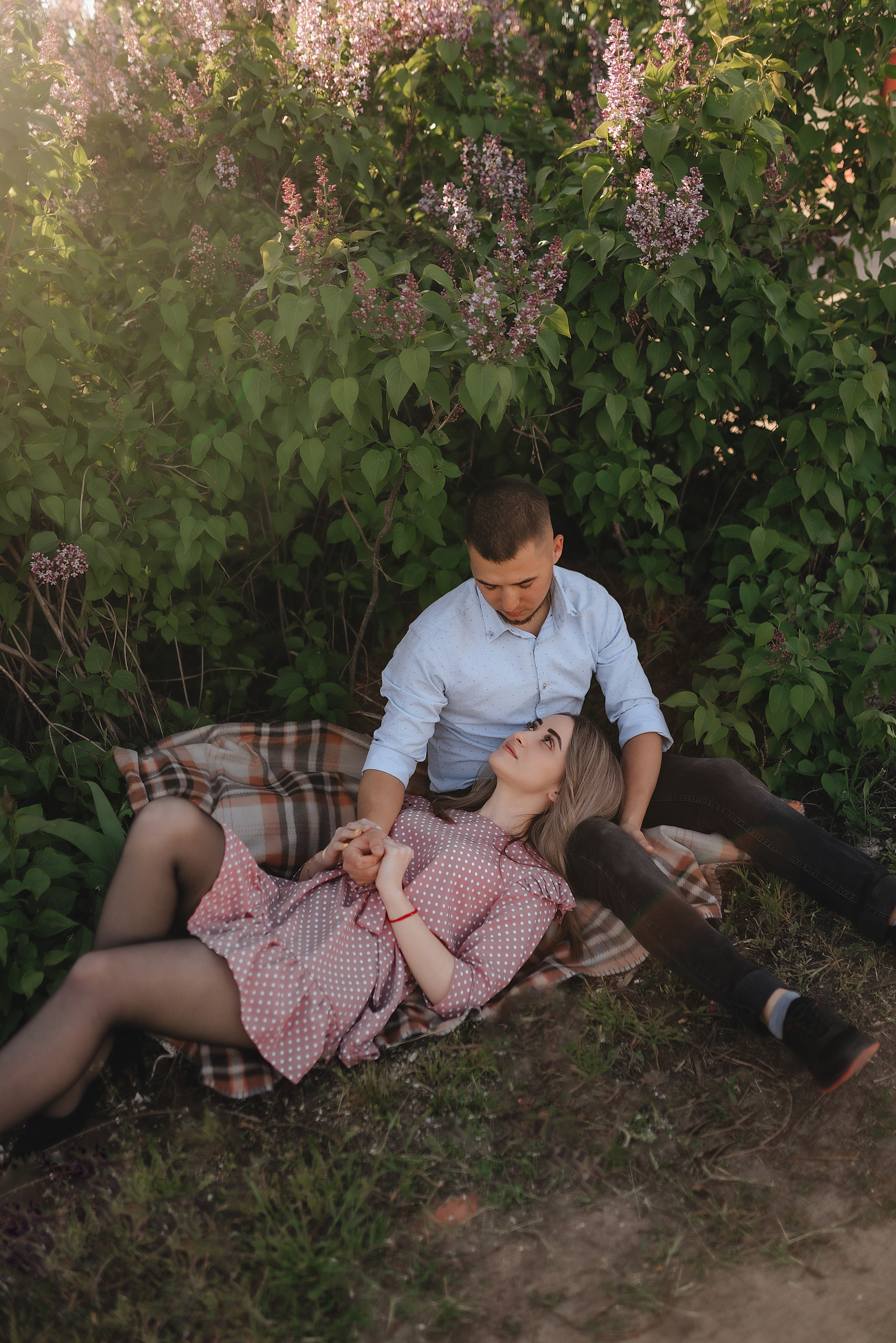 Алёна и Николай | Фото-день в сирени. Фотограф Карина Шмулёва. Воронеж и область